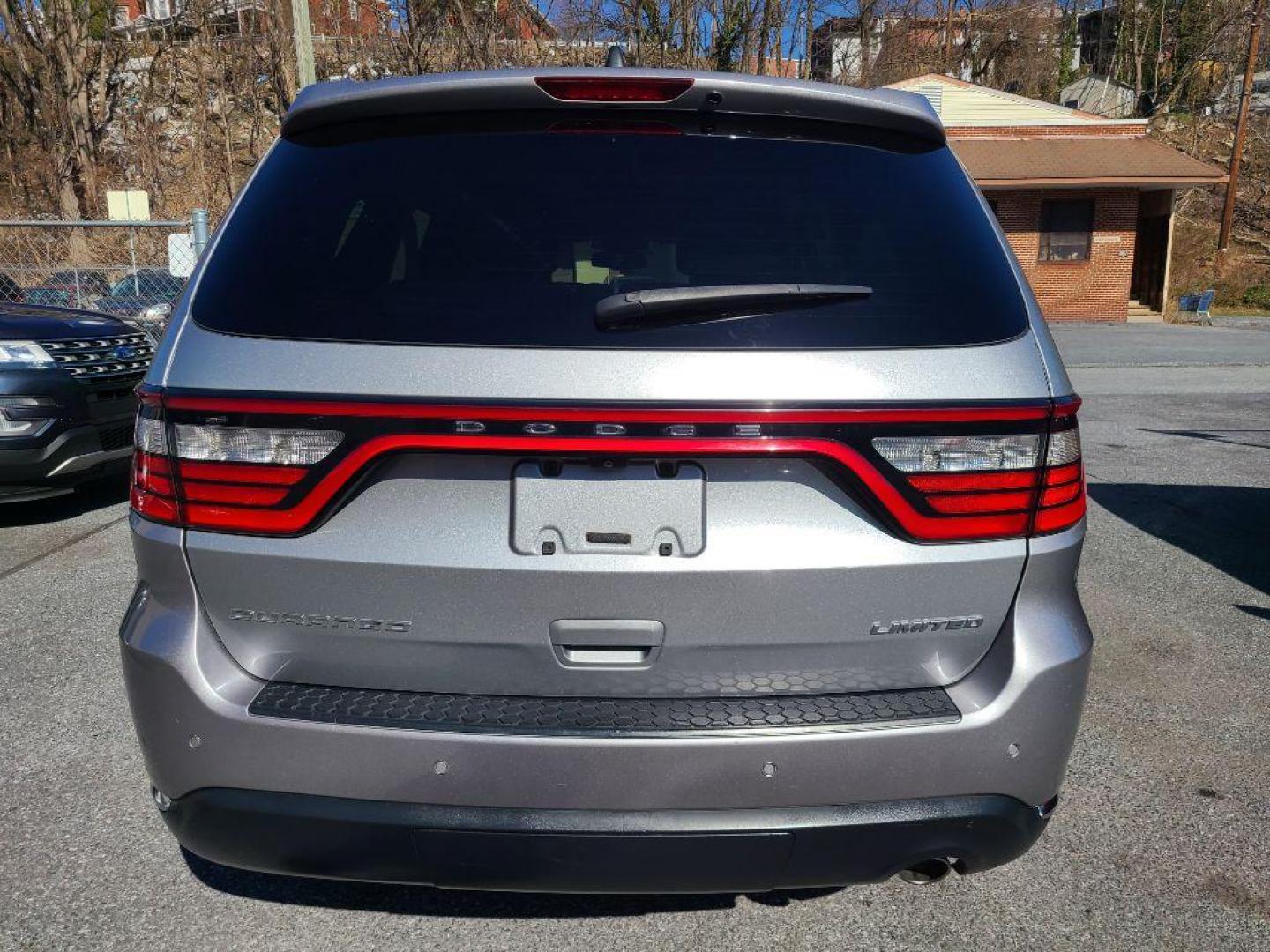 2016 SILVER DODGE DURANGO LIMITED (1C4RDHDG0GC) with an 3.6L engine, Automatic transmission, located at 7981 Paxton Street, Harrisburg, PA, 17111, (717) 561-2926, 40.261490, -76.749229 - WE FINANCE!!! Good Credit/ Bad Credit/ No Credit - ALL Trade-Ins Welcomed!!! ***Guaranteed Credit Approval*** APPLY ONLINE or CALL us TODAY ;) Internet Prices and Marketplace Prices are SPECIAL discounted ***CASH DEALS*** Retail Prices are higher. Please call us to discuss your cash and finan - Photo#3