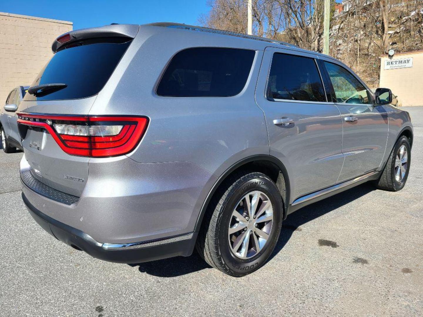 2016 SILVER DODGE DURANGO LIMITED (1C4RDHDG0GC) with an 3.6L engine, Automatic transmission, located at 7981 Paxton Street, Harrisburg, PA, 17111, (717) 561-2926, 40.261490, -76.749229 - WE FINANCE!!! Good Credit/ Bad Credit/ No Credit - ALL Trade-Ins Welcomed!!! ***Guaranteed Credit Approval*** APPLY ONLINE or CALL us TODAY ;) Internet Prices and Marketplace Prices are SPECIAL discounted ***CASH DEALS*** Retail Prices are higher. Please call us to discuss your cash and finan - Photo#4