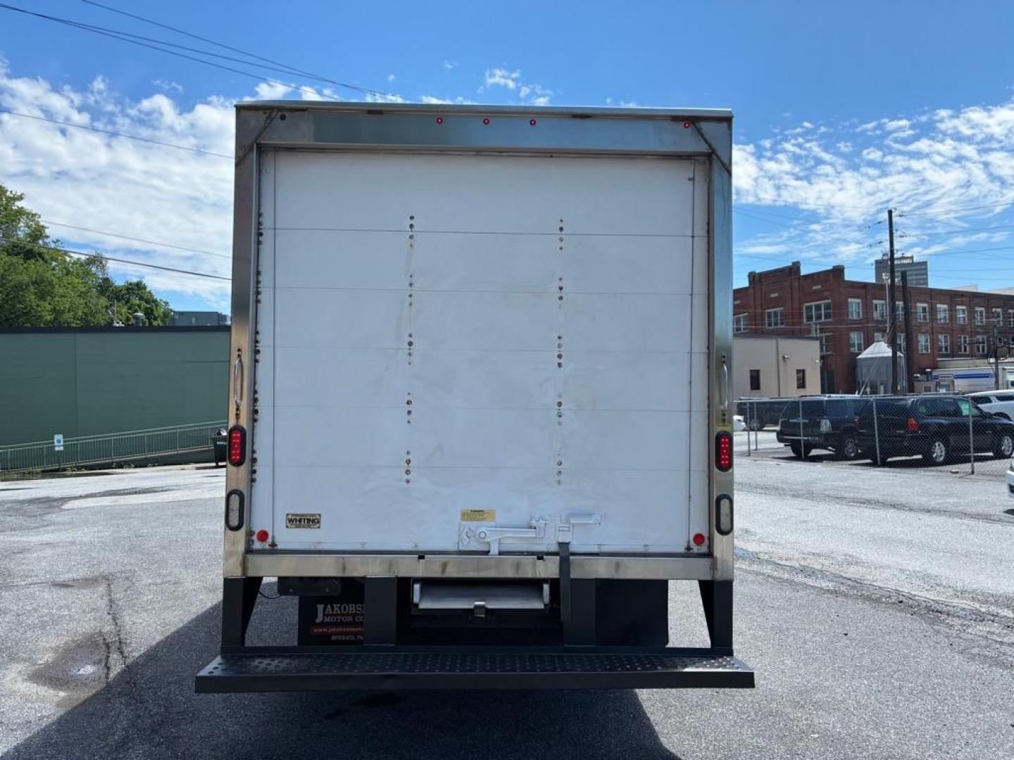 2016 WHITE FORD ECONOLINE E350 SUPER DUTY CUTAWAY VAN (1FDWE3FL6GD) with an 5.4L engine, Automatic transmission, located at 117 North Cameron Street, Harrisburg, PA, 17101, (717) 963-8962, 40.266762, -76.875259 - WE FINANCE!!! MOST vehicles are available for financing. Good Credit/ Challenged Credit/ No Credit - ALL Trade-Ins Welcomed!!! APPLY ONLINE or CALL us TODAY Please call us to discuss your cash and/or financing options. Thanks for checking our inventory! We're here to help. - Photo#3