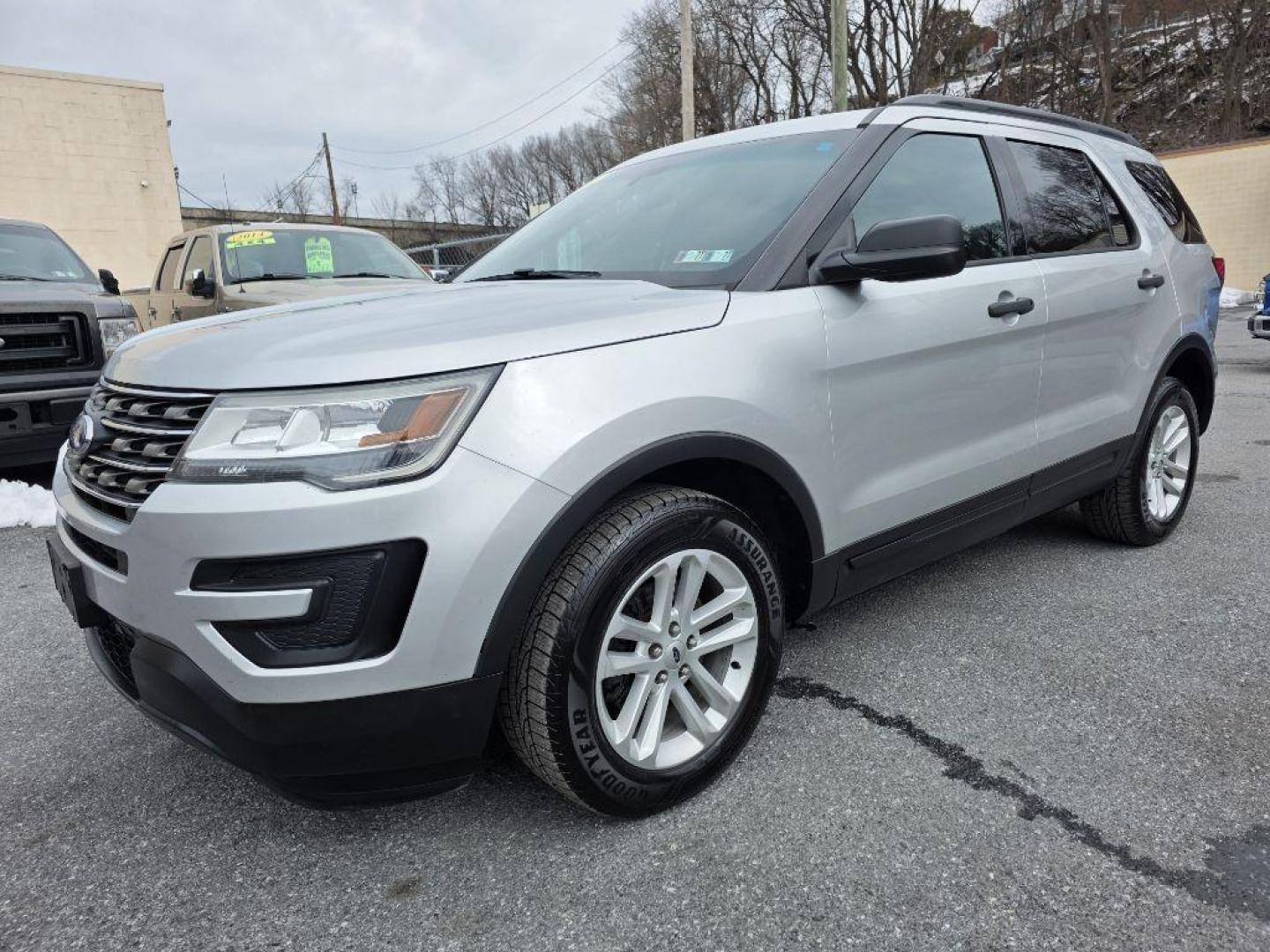 2016 SILVER FORD EXPLORER BASE (1FM5K8B80GG) with an 3.5L engine, Automatic transmission, located at 117 North Cameron Street, Harrisburg, PA, 17101, (717) 963-8962, 40.266762, -76.875259 - WE FINANCE!!! Good Credit/ Challenged Credit/ No Credit - ALL Trade-Ins Welcomed!!! APPLY ONLINE or CALL us TODAY ;) Please call us to discuss your cash and/or financing options. - Photo#0