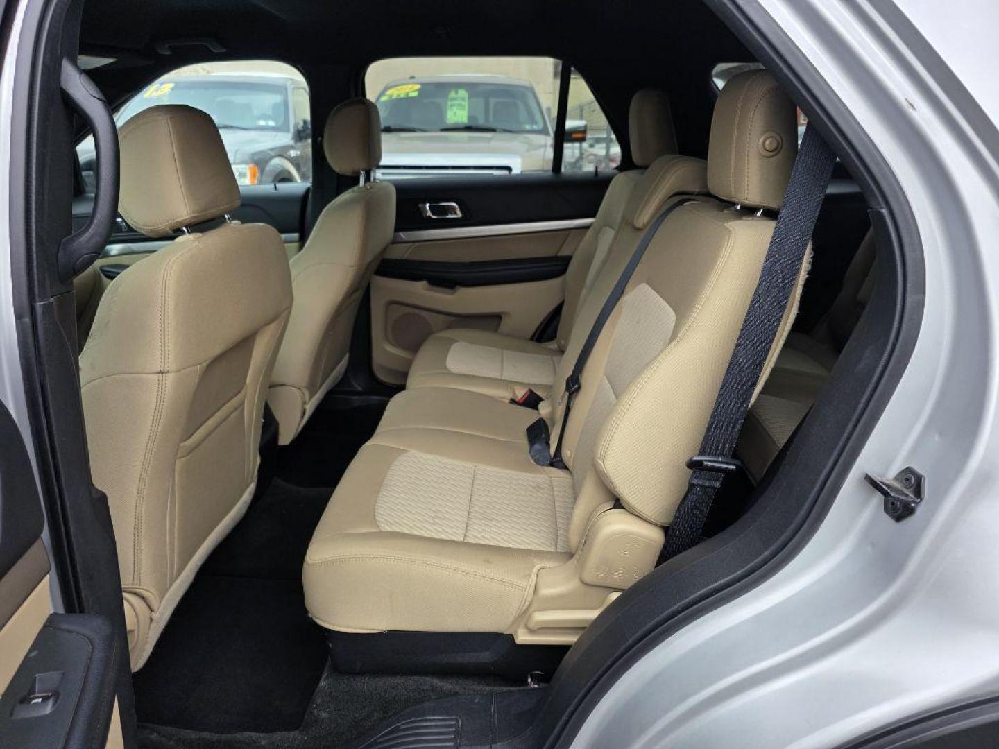 2016 SILVER FORD EXPLORER BASE (1FM5K8B80GG) with an 3.5L engine, Automatic transmission, located at 117 North Cameron Street, Harrisburg, PA, 17101, (717) 963-8962, 40.266762, -76.875259 - WE FINANCE!!! Good Credit/ Challenged Credit/ No Credit - ALL Trade-Ins Welcomed!!! APPLY ONLINE or CALL us TODAY ;) Please call us to discuss your cash and/or financing options. - Photo#12