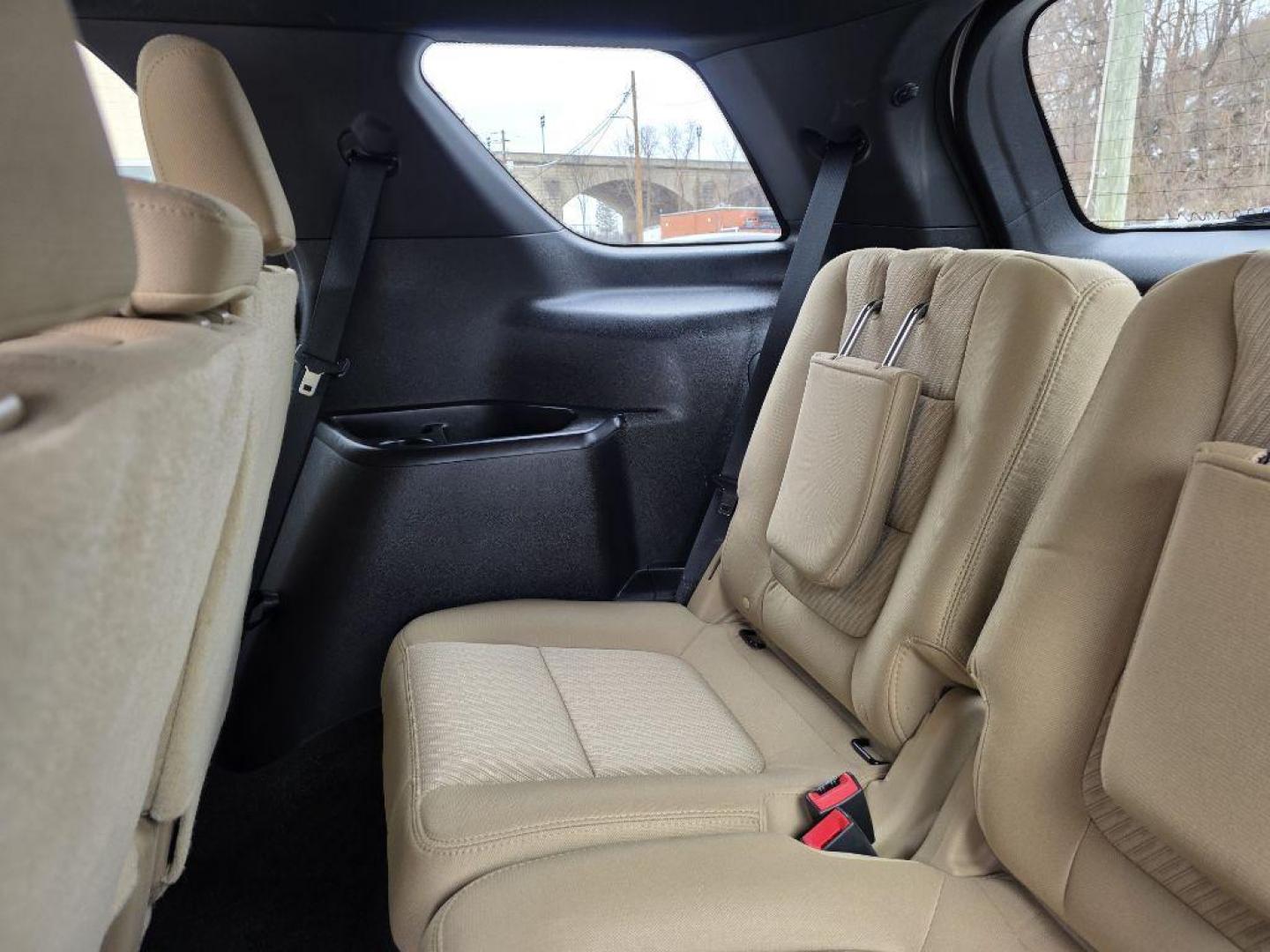 2016 SILVER FORD EXPLORER BASE (1FM5K8B80GG) with an 3.5L engine, Automatic transmission, located at 117 North Cameron Street, Harrisburg, PA, 17101, (717) 963-8962, 40.266762, -76.875259 - WE FINANCE!!! Good Credit/ Challenged Credit/ No Credit - ALL Trade-Ins Welcomed!!! APPLY ONLINE or CALL us TODAY ;) Please call us to discuss your cash and/or financing options. - Photo#13