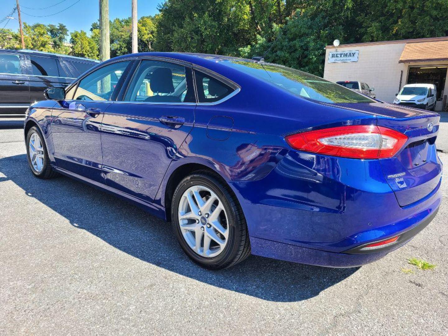 2016 BLUE FORD FUSION SE (3FA6P0H78GR) with an 2.5L engine, Automatic transmission, located at 117 North Cameron Street, Harrisburg, PA, 17101, (717) 963-8962, 40.266762, -76.875259 - WE FINANCE!!! Good Credit/ Bad Credit/ No Credit - ALL Trade-Ins Welcomed!!! ***Guaranteed Credit Approval*** APPLY ONLINE or CALL us TODAY ;) Internet Prices and Marketplace Prices are SPECIAL discounted ***CASH DEALS*** Retail Prices are higher. Please call us to discuss your cash and finan - Photo#2