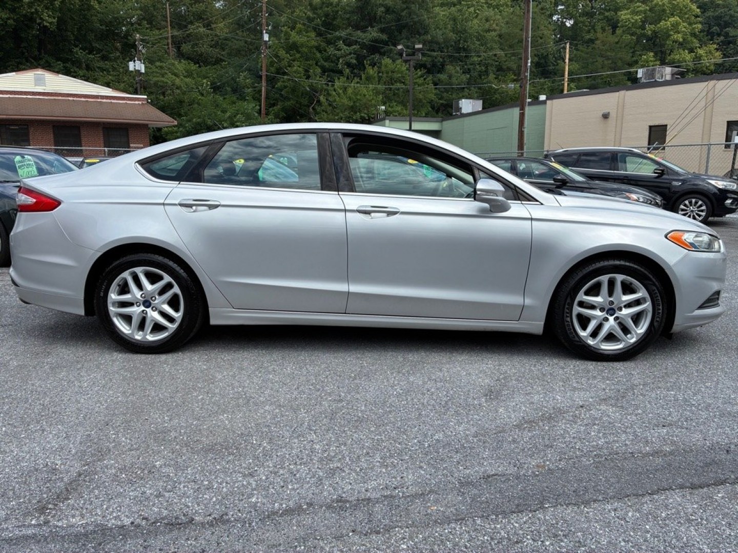 2016 SILVER FORD FUSION SE (3FA6P0H73GR) with an 2.5L engine, Automatic transmission, located at 117 North Cameron Street, Harrisburg, PA, 17101, (717) 963-8962, 40.266762, -76.875259 - WE FINANCE!!! MOST vehicles are available for financing. Good Credit/ Challenged Credit/ No Credit - ALL Trade-Ins Welcomed!!! APPLY ONLINE or CALL us TODAY Please call us to discuss your cash and/or financing options. Thanks for checking our inventory! We're here to help.- Photo#5