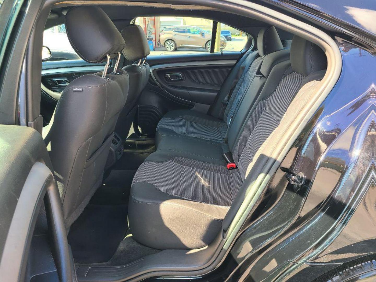 2016 BLACK FORD TAURUS SEL (1FAHP2E85GG) with an 3.5L engine, Automatic transmission, located at 117 North Cameron Street, Harrisburg, PA, 17101, (717) 963-8962, 40.266762, -76.875259 - WE FINANCE!!! Good Credit/ Bad Credit/ No Credit - ALL Trade-Ins Welcomed!!! ***Guaranteed Credit Approval*** APPLY ONLINE or CALL us TODAY ;) Internet Prices and Marketplace Prices are SPECIAL discounted ***CASH DEALS*** Retail Prices are higher. Please call us to discuss your cash and finan - Photo#12