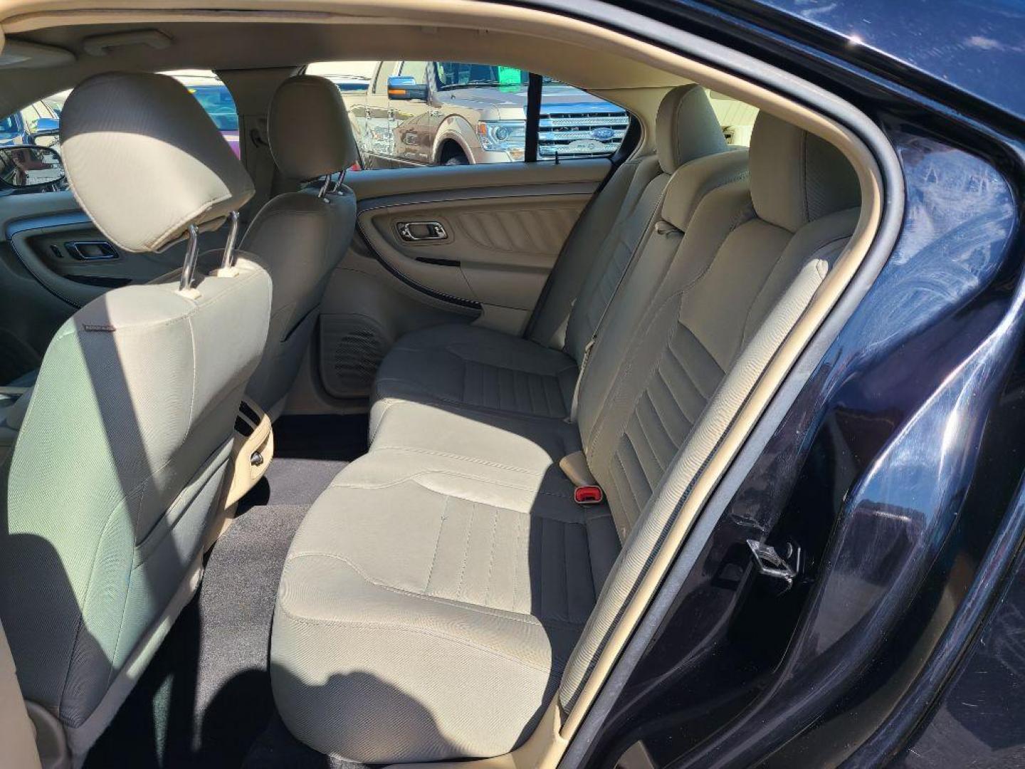 2016 BLACK FORD TAURUS SE (1FAHP2D8XGG) with an 3.5L engine, Automatic transmission, located at 117 North Cameron Street, Harrisburg, PA, 17101, (717) 963-8962, 40.266762, -76.875259 - WE FINANCE!!! Good Credit/ Bad Credit/ No Credit - ALL Trade-Ins Welcomed!!! ***Guaranteed Credit Approval*** APPLY ONLINE or CALL us TODAY ;) Please call us to discuss your cash and financing options. - Photo#12