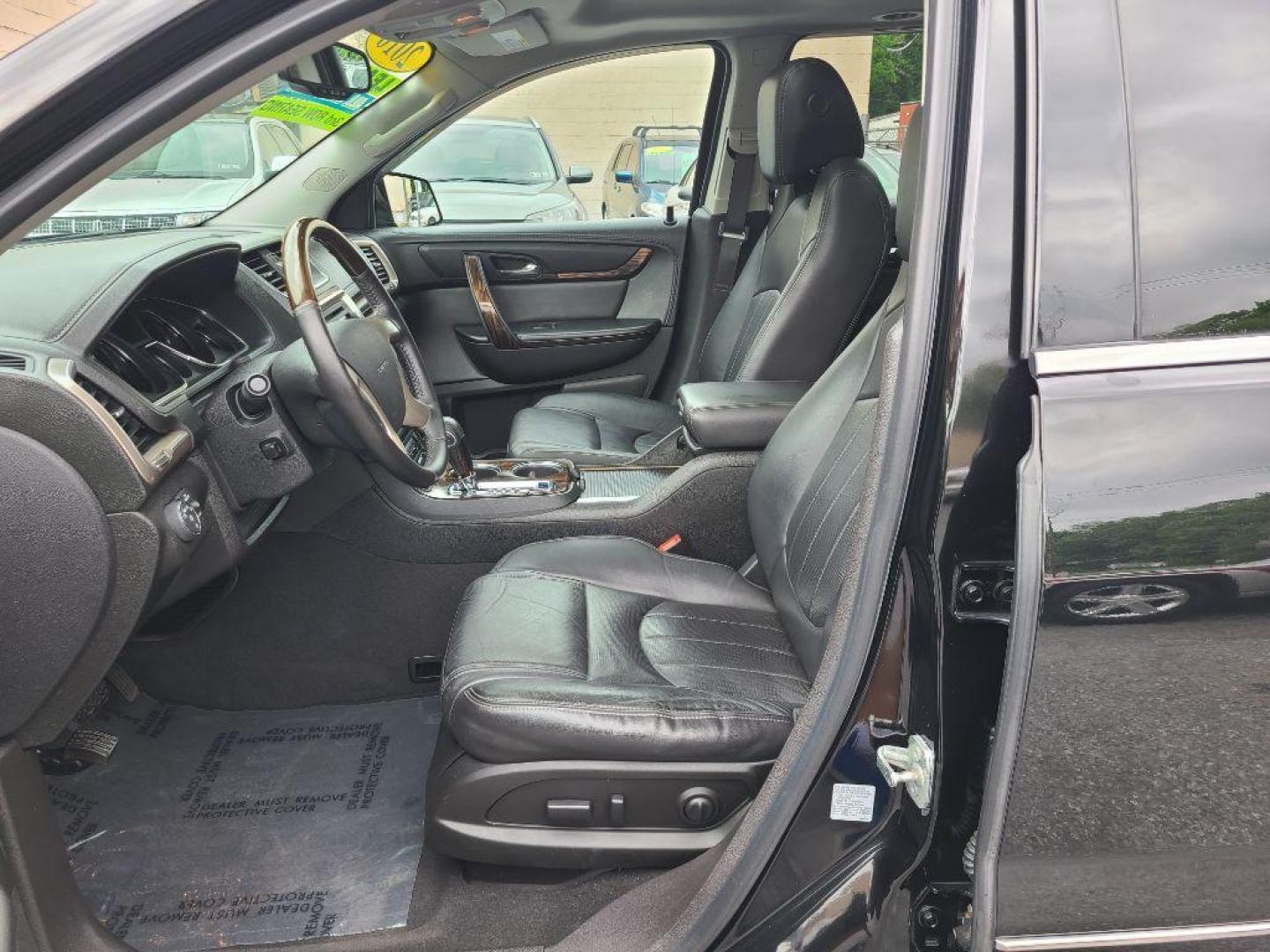 2016 BLACK GMC ACADIA DENALI (1GKKVTKD6GJ) with an 3.6L engine, Automatic transmission, located at 117 North Cameron Street, Harrisburg, PA, 17101, (717) 963-8962, 40.266762, -76.875259 - WE FINANCE!!! Good Credit/ Bad Credit/ No Credit - ALL Trade-Ins Welcomed!!! ***Guaranteed Credit Approval*** APPLY ONLINE or CALL us TODAY ;) Internet Prices and Marketplace Prices are SPECIAL discounted ***CASH DEALS*** Retail Prices are higher. Please call us to discuss your cash and finan - Photo#12