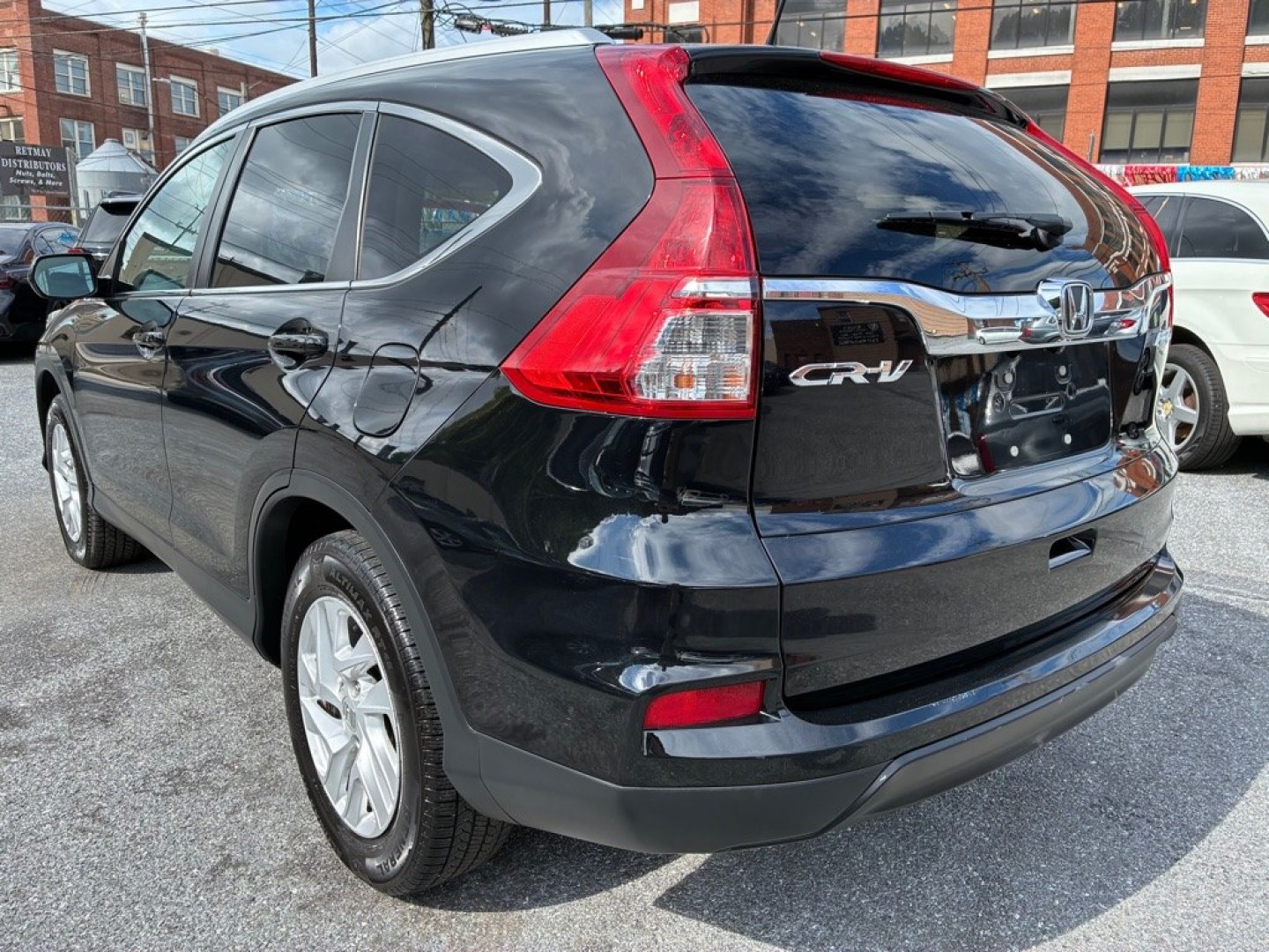 2016 BLACK HONDA CR-V EXL (2HKRM4H70GH) with an 2.4L engine, Continuously Variable transmission, located at 117 North Cameron Street, Harrisburg, PA, 17101, (717) 963-8962, 40.266762, -76.875259 - WE FINANCE!!! MOST vehicles are available for financing. Good Credit/ Challenged Credit/ No Credit - ALL Trade-Ins Welcomed!!! APPLY ONLINE or CALL us TODAY Please call us to discuss your cash and/or financing options. Thanks for checking our inventory! We're here to help.- Photo#2