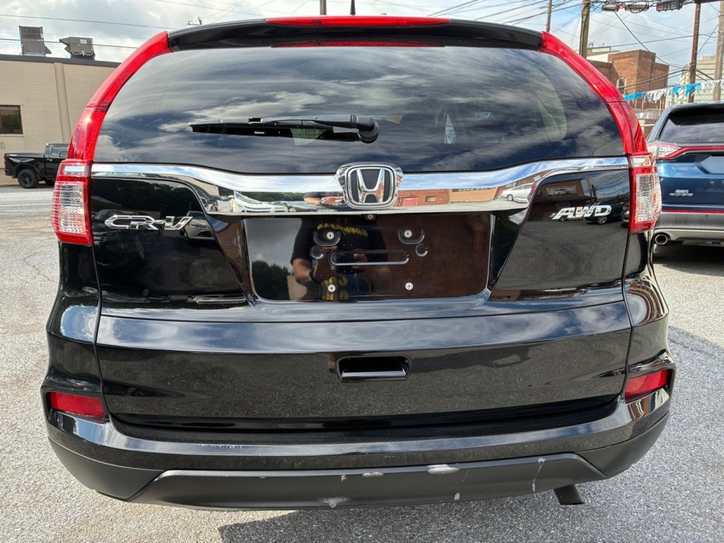 2016 BLACK HONDA CR-V EXL (2HKRM4H70GH) with an 2.4L engine, Continuously Variable transmission, located at 117 North Cameron Street, Harrisburg, PA, 17101, (717) 963-8962, 40.266762, -76.875259 - WE FINANCE!!! MOST vehicles are available for financing. Good Credit/ Challenged Credit/ No Credit - ALL Trade-Ins Welcomed!!! APPLY ONLINE or CALL us TODAY Please call us to discuss your cash and/or financing options. Thanks for checking our inventory! We're here to help.- Photo#3
