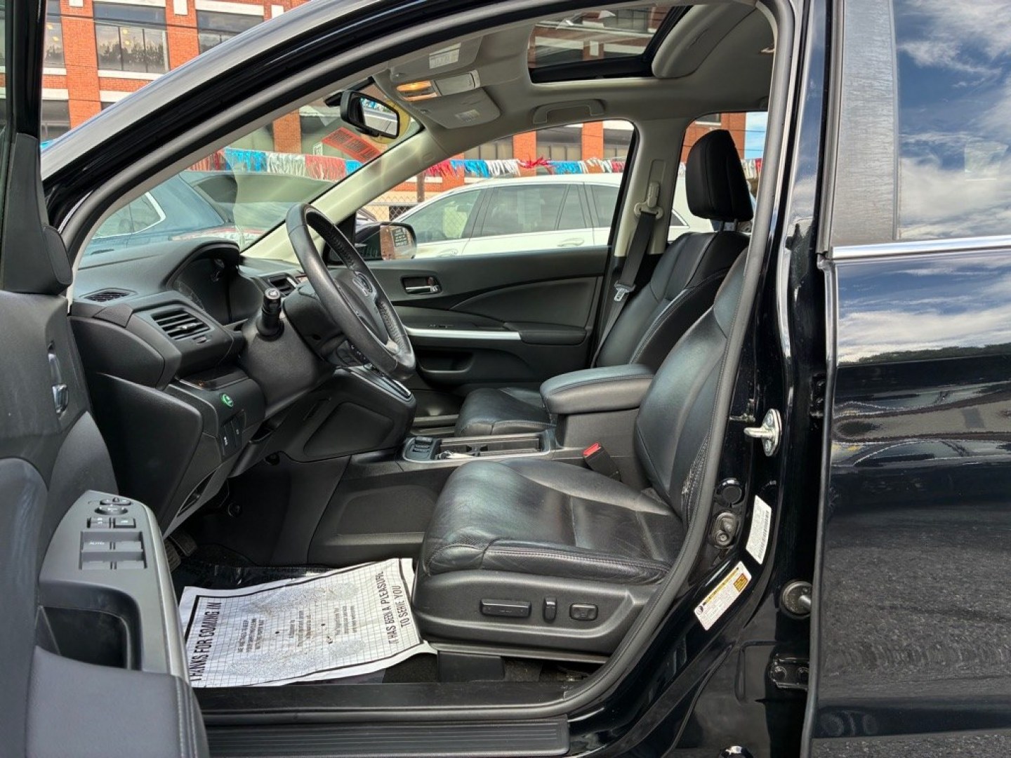 2016 BLACK HONDA CR-V EXL (2HKRM4H70GH) with an 2.4L engine, Continuously Variable transmission, located at 117 North Cameron Street, Harrisburg, PA, 17101, (717) 963-8962, 40.266762, -76.875259 - WE FINANCE!!! MOST vehicles are available for financing. Good Credit/ Challenged Credit/ No Credit - ALL Trade-Ins Welcomed!!! APPLY ONLINE or CALL us TODAY Please call us to discuss your cash and/or financing options. Thanks for checking our inventory! We're here to help.- Photo#13