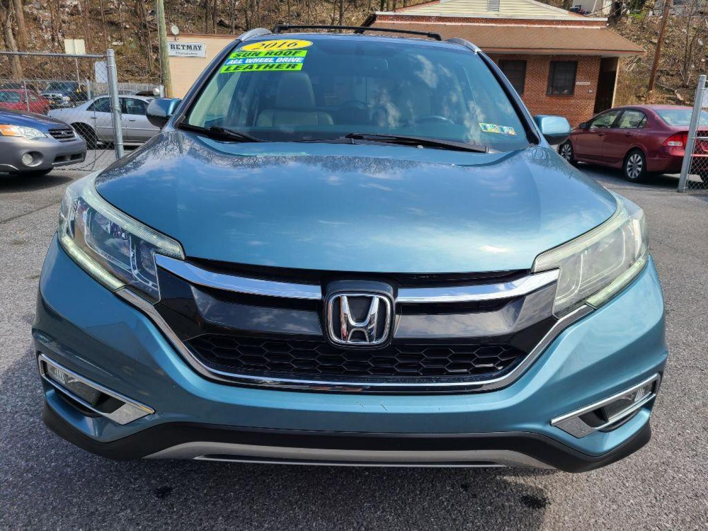 2016 BLUE HONDA CR-V EXL (2HKRM4H78GH) with an 2.4L engine, Continuously Variable transmission, located at 7981 Paxton Street, Harrisburg, PA, 17111, (717) 561-2926, 40.261490, -76.749229 - WE FINANCE!!! Good Credit/ Bad Credit/ No Credit - ALL Trade-Ins Welcomed!!! ***Guaranteed Credit Approval*** APPLY ONLINE or CALL us TODAY ;) Internet Prices and Marketplace Prices are SPECIAL discounted ***CASH DEALS*** Retail Prices are higher. Please call us to discuss your cash and finan - Photo#7