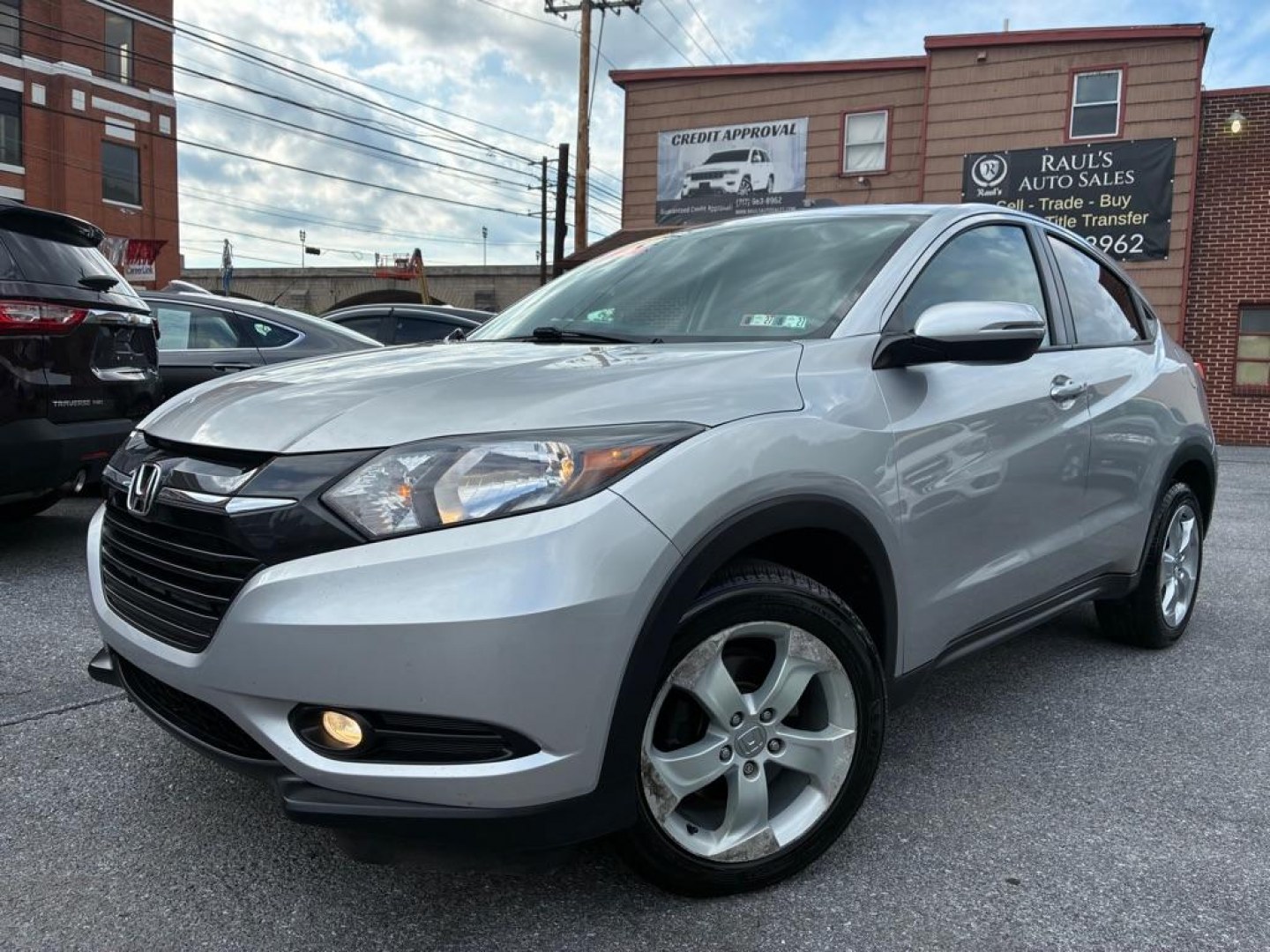 2016 SILVER HONDA HR-V EX (3CZRU6H59GM) with an 1.8L engine, Continuously Variable transmission, located at 117 North Cameron Street, Harrisburg, PA, 17101, (717) 963-8962, 40.266762, -76.875259 - WE FINANCE!!! MOST vehicles are available for financing. Good Credit/ Challenged Credit/ No Credit - ALL Trade-Ins Welcomed!!! APPLY ONLINE or CALL us TODAY Please call us to discuss your cash and/or financing options. Thanks for checking our inventory! We're here to help.- Photo#0