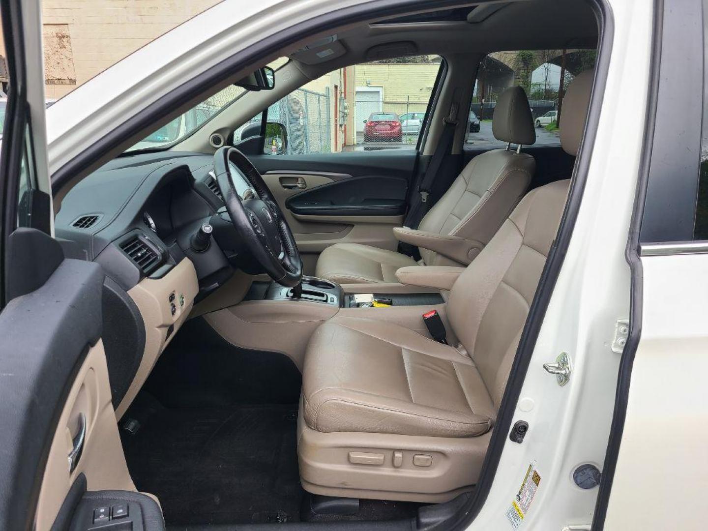 2016 WHITE HONDA PILOT EXL (5FNYF6H5XGB) with an 3.5L engine, Automatic transmission, located at 7981 Paxton Street, Harrisburg, PA, 17111, (717) 561-2926, 40.261490, -76.749229 - WE FINANCE!!! Good Credit/ Bad Credit/ No Credit - ALL Trade-Ins Welcomed!!! ***Guaranteed Credit Approval*** APPLY ONLINE or CALL us TODAY ;) Internet Prices and Marketplace Prices are SPECIAL discounted ***CASH DEALS*** Retail Prices are higher. Please call us to discuss your cash and finan - Photo#14