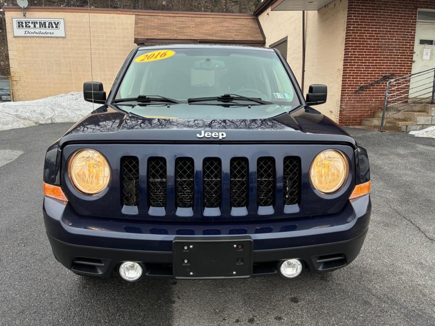 2016 BLUE JEEP PATRIOT SPORT (1C4NJRBB7GD) with an 2.4L engine, Continuously Variable transmission, located at 117 North Cameron Street, Harrisburg, PA, 17101, (717) 963-8962, 40.266762, -76.875259 - WE FINANCE!!! Good Credit/ Challenged Credit/ No Credit - ALL Trade-Ins Welcomed!!! APPLY ONLINE or CALL us TODAY ;) Please call us to discuss your cash and/or financing options. - Photo#7
