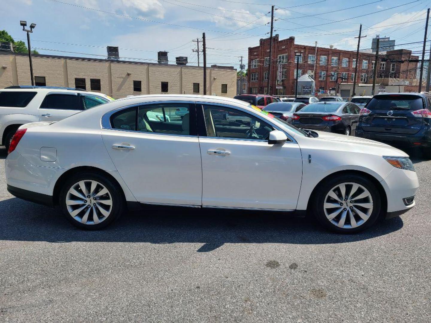 2016 WHITE LINCOLN MKS SDN (1LNHL9EK8GG) with an 3.7L engine, Automatic transmission, located at 117 North Cameron Street, Harrisburg, PA, 17101, (717) 963-8962, 40.266762, -76.875259 - WE FINANCE!!! Good Credit/ Bad Credit/ No Credit - ALL Trade-Ins Welcomed!!! ***Guaranteed Credit Approval*** APPLY ONLINE or CALL us TODAY ;) Internet Prices and Marketplace Prices are SPECIAL discounted ***CASH DEALS*** Retail Prices are higher. Please call us to discuss your cash and finan - Photo#5