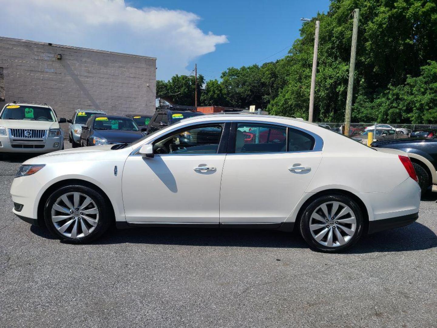 2016 WHITE LINCOLN MKS SDN (1LNHL9EK8GG) with an 3.7L engine, Automatic transmission, located at 117 North Cameron Street, Harrisburg, PA, 17101, (717) 963-8962, 40.266762, -76.875259 - WE FINANCE!!! Good Credit/ Bad Credit/ No Credit - ALL Trade-Ins Welcomed!!! ***Guaranteed Credit Approval*** APPLY ONLINE or CALL us TODAY ;) Internet Prices and Marketplace Prices are SPECIAL discounted ***CASH DEALS*** Retail Prices are higher. Please call us to discuss your cash and finan - Photo#1
