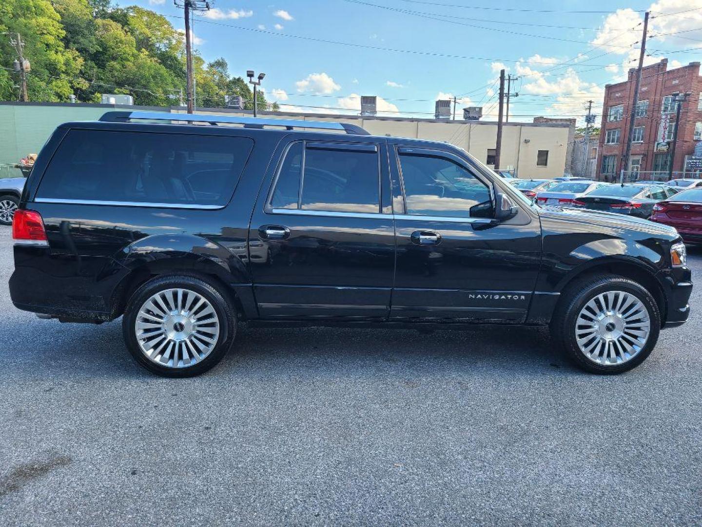 2016 BLACK LINCOLN NAVIGATOR L SELECT (5LMJJ3JT3GE) with an 3.5L engine, Automatic transmission, located at 7981 Paxton Street, Harrisburg, PA, 17111, (717) 561-2926, 40.261490, -76.749229 - WE FINANCE!!! Good Credit/ Bad Credit/ No Credit - ALL Trade-Ins Welcomed!!! ***Guaranteed Credit Approval*** APPLY ONLINE or CALL us TODAY ;) Internet Prices and Marketplace Prices are SPECIAL discounted ***CASH DEALS*** Retail Prices are higher. Please call us to discuss your cash and finan - Photo#5