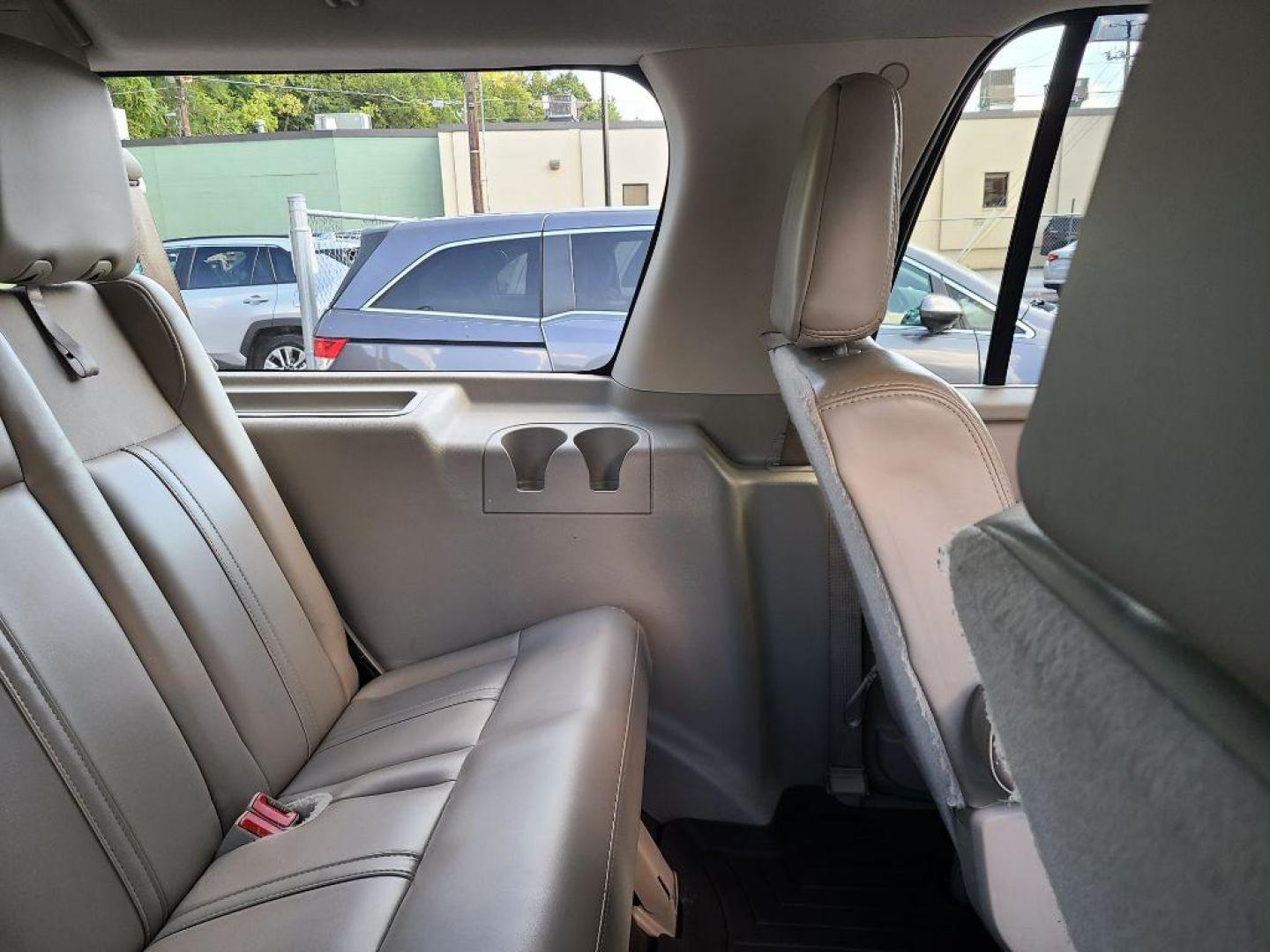 2016 BLACK LINCOLN NAVIGATOR L SELECT (5LMJJ3JT3GE) with an 3.5L engine, Automatic transmission, located at 7981 Paxton Street, Harrisburg, PA, 17111, (717) 561-2926, 40.261490, -76.749229 - WE FINANCE!!! Good Credit/ Bad Credit/ No Credit - ALL Trade-Ins Welcomed!!! ***Guaranteed Credit Approval*** APPLY ONLINE or CALL us TODAY ;) Internet Prices and Marketplace Prices are SPECIAL discounted ***CASH DEALS*** Retail Prices are higher. Please call us to discuss your cash and finan - Photo#11