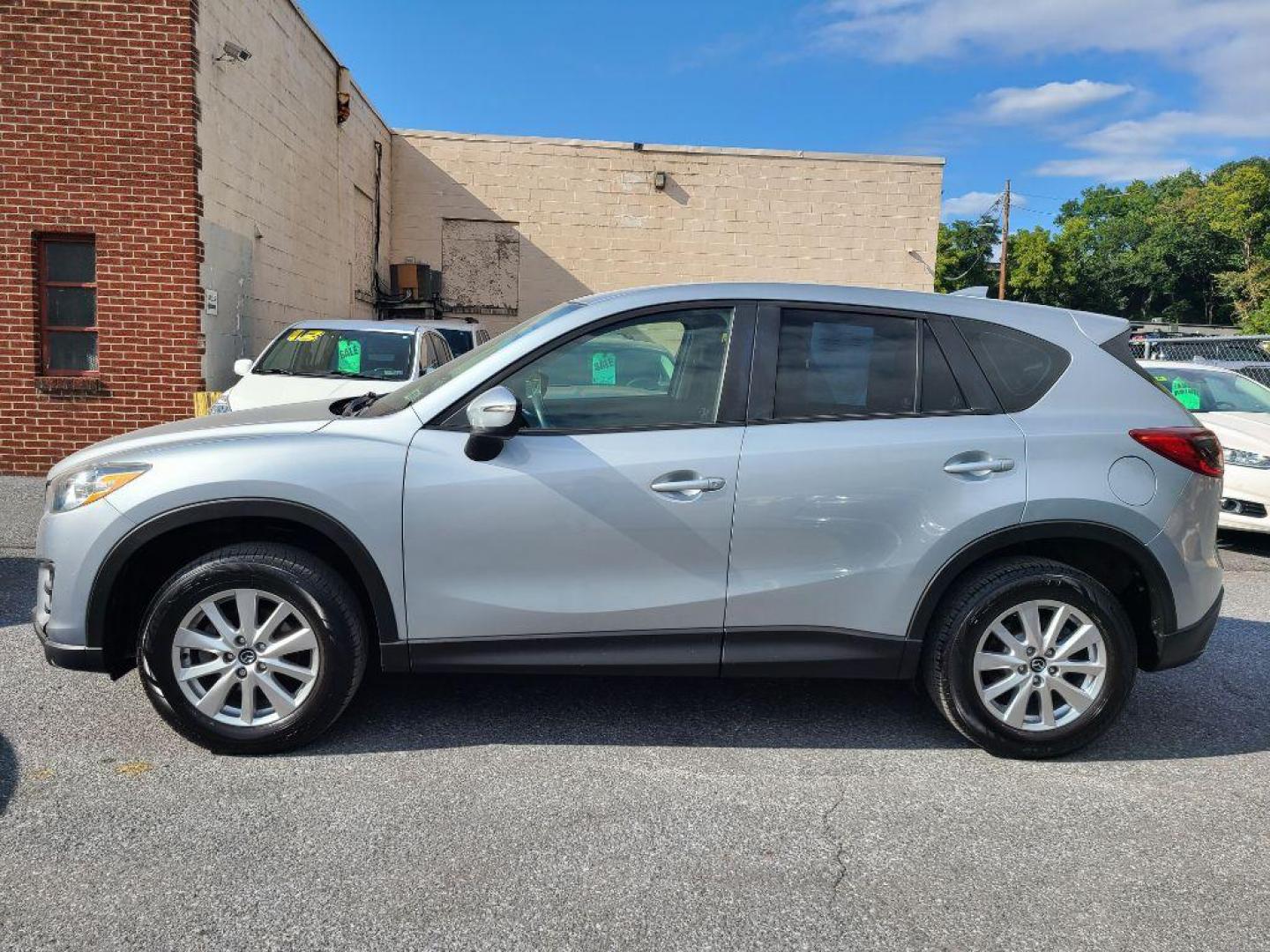 2016 SILVER MAZDA CX-5 SPORT (JM3KE2BE1G0) with an 2.0L engine, 6-Speed Manual transmission, located at 117 North Cameron Street, Harrisburg, PA, 17101, (717) 963-8962, 40.266762, -76.875259 - WE FINANCE!!! Good Credit/ Bad Credit/ No Credit - ALL Trade-Ins Welcomed!!! ***Guaranteed Credit Approval*** APPLY ONLINE or CALL us TODAY ;) Please call us to discuss your cash and financing options. - Photo#1