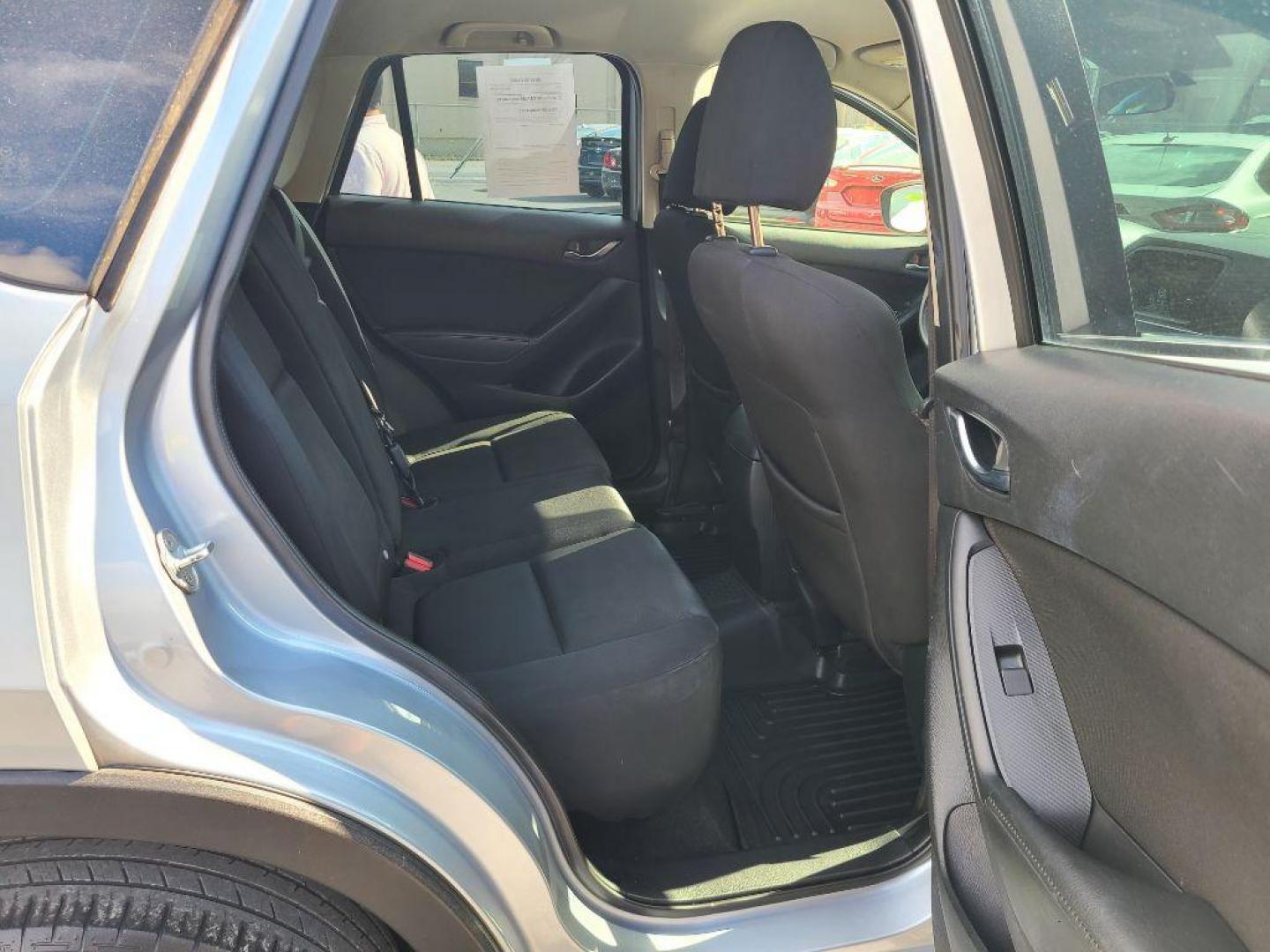 2016 SILVER MAZDA CX-5 SPORT (JM3KE2BE1G0) with an 2.0L engine, 6-Speed Manual transmission, located at 117 North Cameron Street, Harrisburg, PA, 17101, (717) 963-8962, 40.266762, -76.875259 - WE FINANCE!!! Good Credit/ Bad Credit/ No Credit - ALL Trade-Ins Welcomed!!! ***Guaranteed Credit Approval*** APPLY ONLINE or CALL us TODAY ;) Please call us to discuss your cash and financing options. - Photo#10
