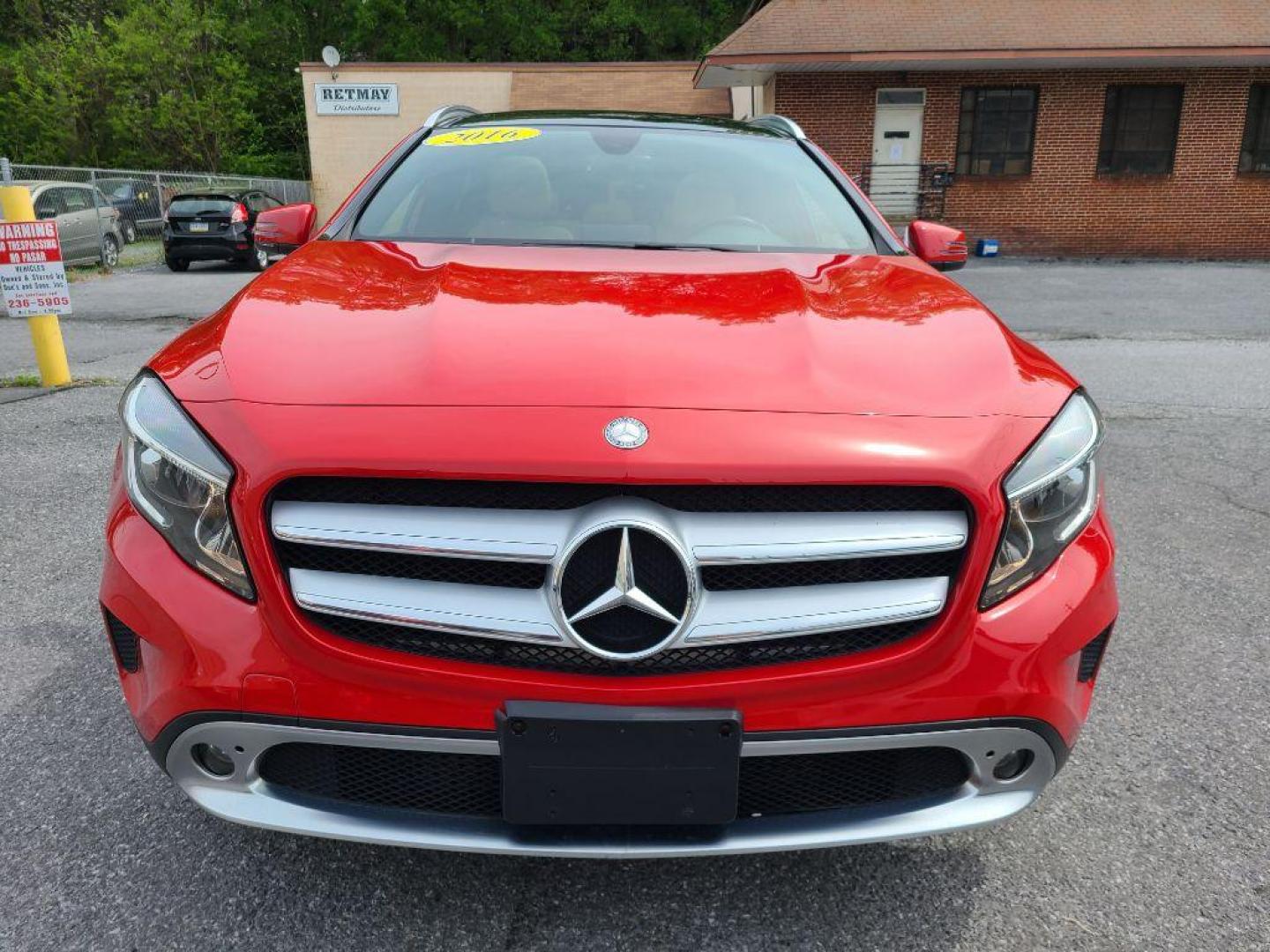 2016 RED MERCEDES-BENZ GLA 250 4MATIC (WDCTG4GB4GJ) with an 2.0L engine, Automatic transmission, located at 117 North Cameron Street, Harrisburg, PA, 17101, (717) 963-8962, 40.266762, -76.875259 - WE FINANCE!!! Good Credit/ Bad Credit/ No Credit - ALL Trade-Ins Welcomed!!! ***Guaranteed Credit Approval*** APPLY ONLINE or CALL us TODAY ;) Internet Prices and Marketplace Prices are SPECIAL discounted ***CASH DEALS*** Retail Prices are higher. Please call us to discuss your cash and finan - Photo#6