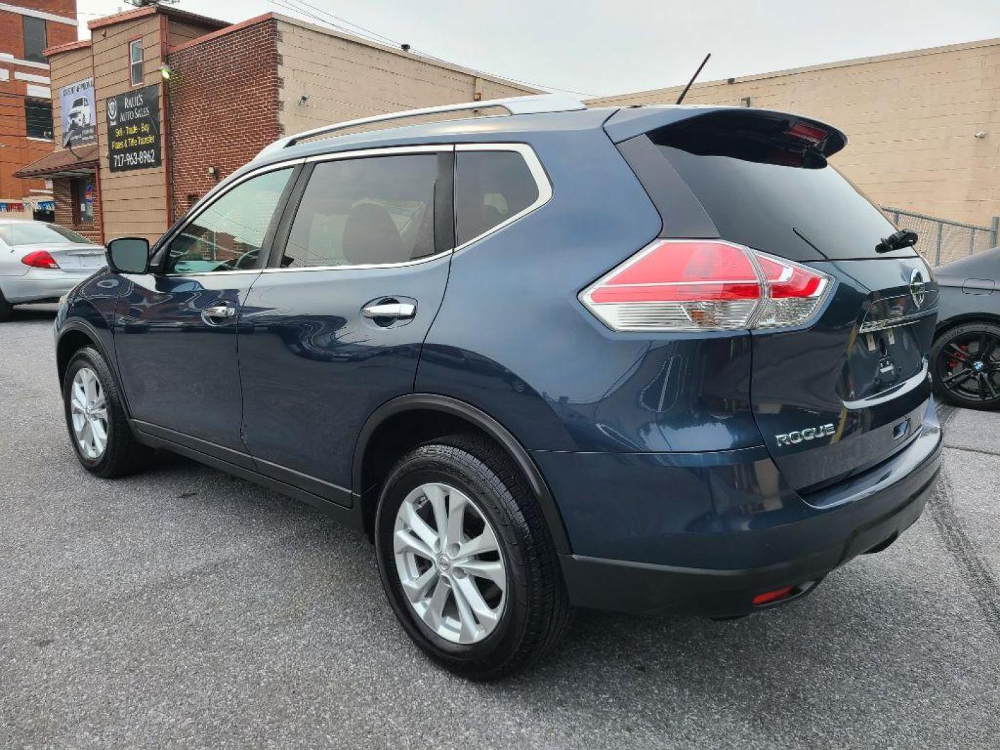 2016 BLUE NISSAN ROGUE SV (KNMAT2MV3GP) with an 2.5L engine, Continuously Variable transmission, located at 117 North Cameron Street, Harrisburg, PA, 17101, (717) 963-8962, 40.266762, -76.875259 - WE FINANCE!!! Good Credit/ Bad Credit/ No Credit - ALL Trade-Ins Welcomed!!! ***Guaranteed Credit Approval*** APPLY ONLINE or CALL us TODAY ;) Internet Prices and Marketplace Prices are SPECIAL discounted ***CASH DEALS*** Retail Prices are higher. Please call us to discuss your cash and finan - Photo#2
