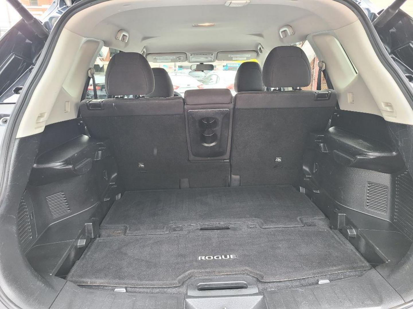2016 BLUE NISSAN ROGUE SV (KNMAT2MV3GP) with an 2.5L engine, Continuously Variable transmission, located at 117 North Cameron Street, Harrisburg, PA, 17101, (717) 963-8962, 40.266762, -76.875259 - WE FINANCE!!! Good Credit/ Bad Credit/ No Credit - ALL Trade-Ins Welcomed!!! ***Guaranteed Credit Approval*** APPLY ONLINE or CALL us TODAY ;) Internet Prices and Marketplace Prices are SPECIAL discounted ***CASH DEALS*** Retail Prices are higher. Please call us to discuss your cash and finan - Photo#13