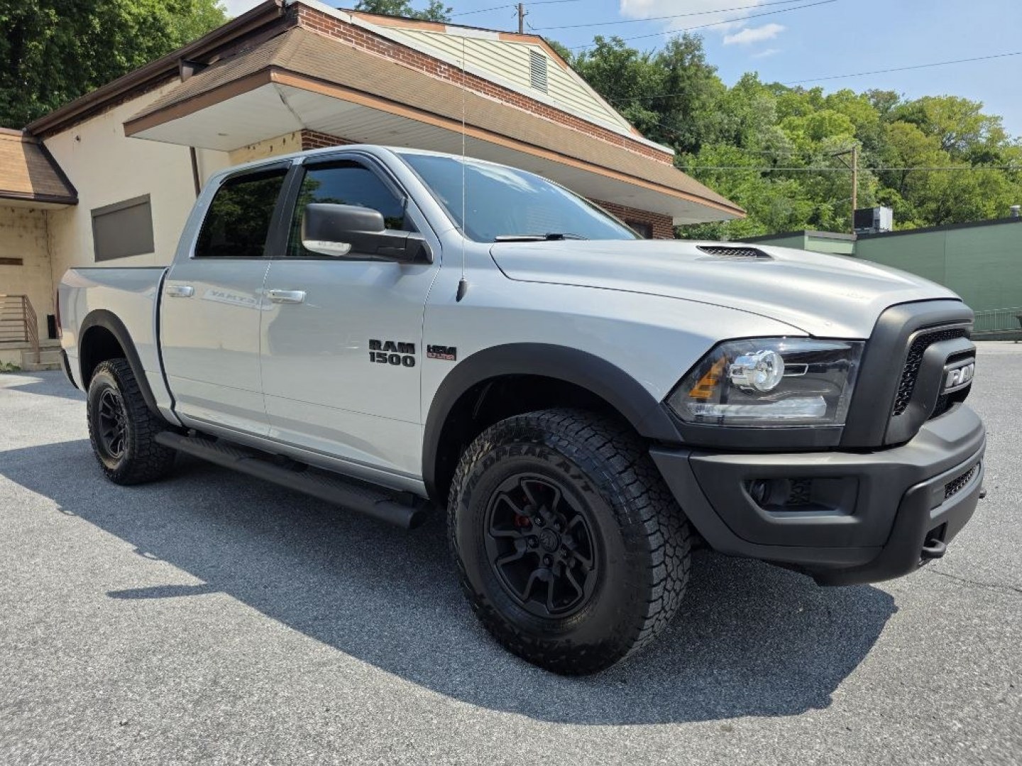 2016 SILVER RAM 1500 REBEL (1C6RR7YT0GS) with an 5.7L engine, Automatic transmission, located at 117 North Cameron Street, Harrisburg, PA, 17101, (717) 963-8962, 40.266762, -76.875259 - WE FINANCE!!! MOST vehicles are available for financing. Good Credit/ Challenged Credit/ No Credit - ALL Trade-Ins Welcomed!!! APPLY ONLINE or CALL us TODAY Please call us to discuss your cash and/or financing options. Thanks for checking our inventory! We're here to help.- Photo#6