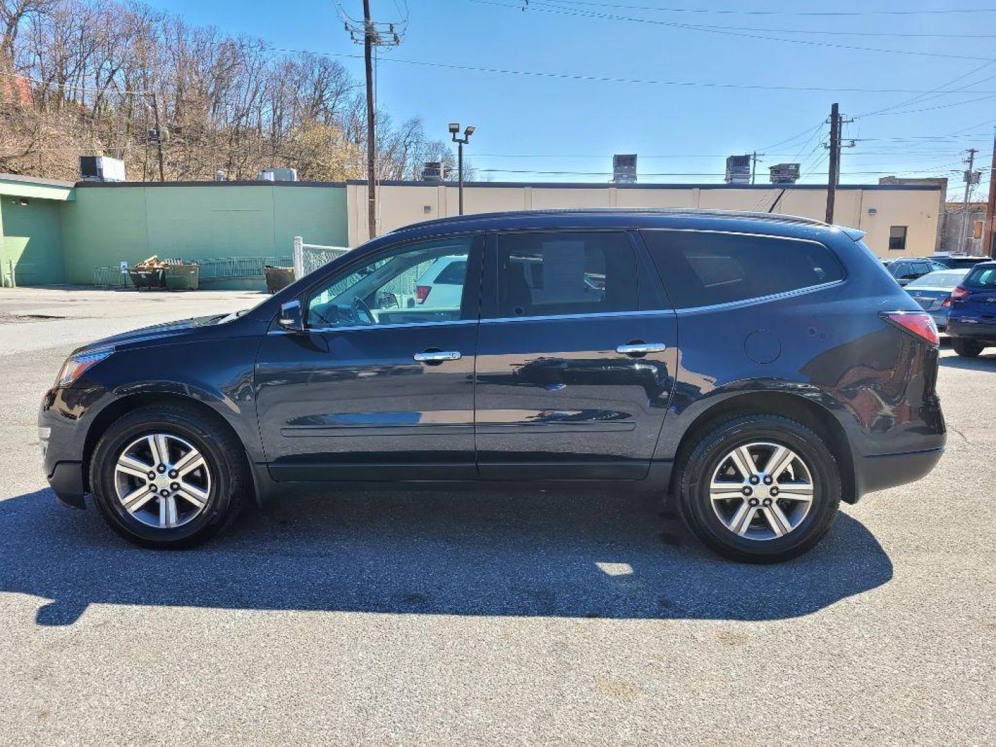 2017 BLUE CHEVROLET TRAVERSE LT (1GNKVGKD9HJ) with an 3.6L engine, Automatic transmission, located at 117 North Cameron Street, Harrisburg, PA, 17101, (717) 963-8962, 40.266762, -76.875259 - WE FINANCE!!! Good Credit/ Bad Credit/ No Credit - ALL Trade-Ins Welcomed!!! ***Guaranteed Credit Approval*** APPLY ONLINE or CALL us TODAY ;) Internet Prices and Marketplace Prices are SPECIAL discounted ***CASH DEALS*** Retail Prices are higher. Please call us to discuss your cash and finan - Photo#1