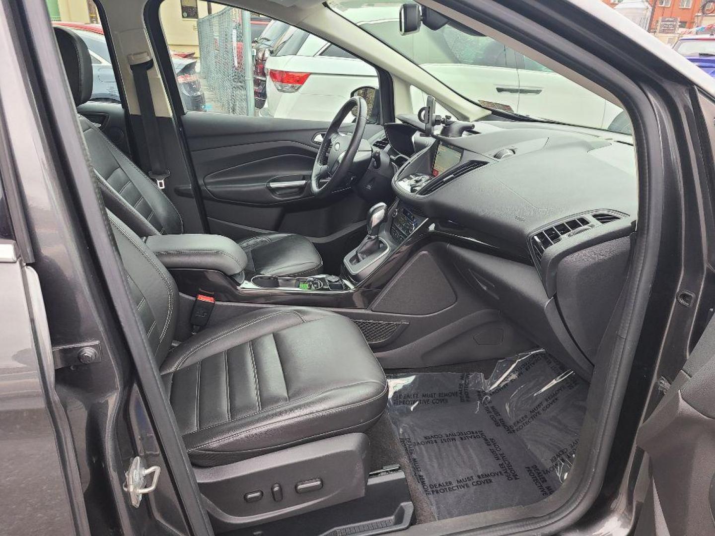 2017 GRAY FORD C-MAX TITANIUM (1FADP5DU5HL) with an 2.0L engine, Continuously Variable transmission, located at 7981 Paxton Street, Harrisburg, PA, 17111, (717) 561-2926, 40.261490, -76.749229 - WE FINANCE!!! Good Credit/ Bad Credit/ No Credit - ALL Trade-Ins Welcomed!!! ***Guaranteed Credit Approval*** APPLY ONLINE or CALL us TODAY ;) Internet Prices and Marketplace Prices are SPECIAL discounted ***CASH DEALS*** Retail Prices are higher. Please call us to discuss your cash and finan - Photo#8