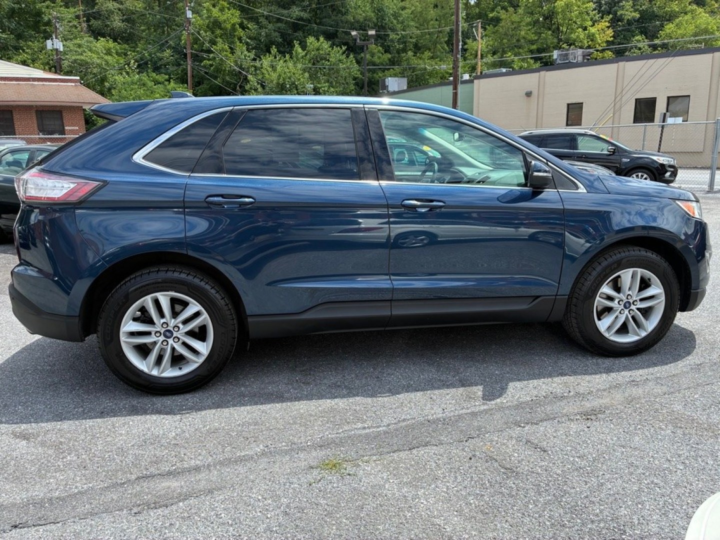 2017 BLUE FORD EDGE SEL (2FMPK4J83HB) with an 3.5L engine, Automatic transmission, located at 117 North Cameron Street, Harrisburg, PA, 17101, (717) 963-8962, 40.266762, -76.875259 - WE FINANCE!!! MOST vehicles are available for financing. Good Credit/ Challenged Credit/ No Credit - ALL Trade-Ins Welcomed!!! APPLY ONLINE or CALL us TODAY Please call us to discuss your cash and/or financing options. Thanks for checking our inventory! We're here to help.- Photo#5
