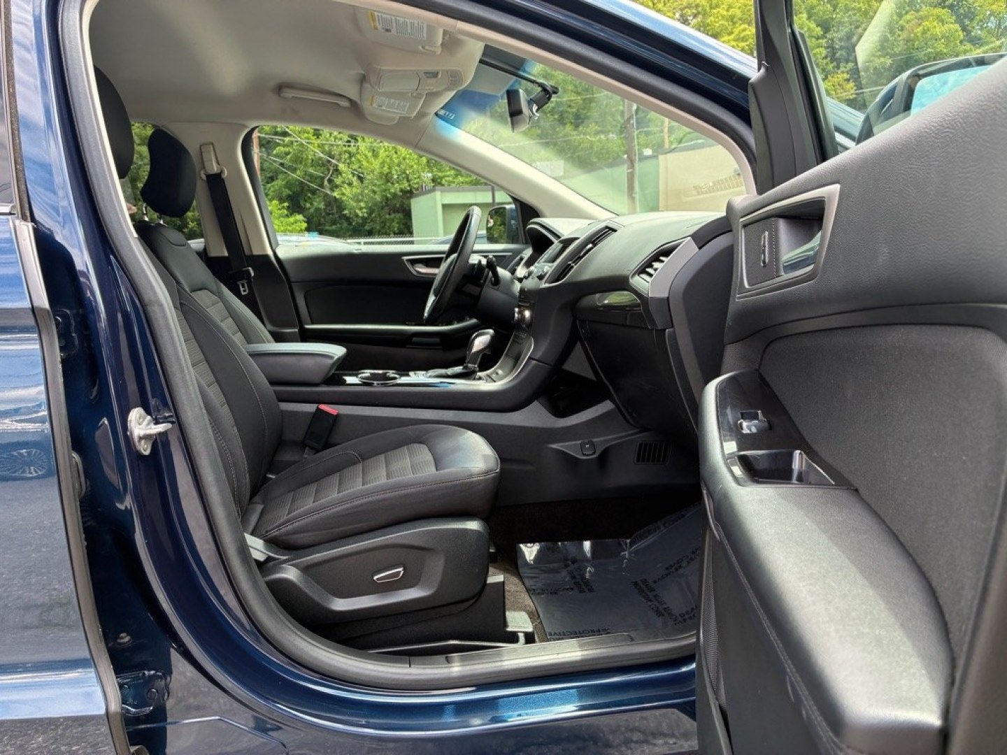 2017 BLUE FORD EDGE SEL (2FMPK4J83HB) with an 3.5L engine, Automatic transmission, located at 117 North Cameron Street, Harrisburg, PA, 17101, (717) 963-8962, 40.266762, -76.875259 - WE FINANCE!!! MOST vehicles are available for financing. Good Credit/ Challenged Credit/ No Credit - ALL Trade-Ins Welcomed!!! APPLY ONLINE or CALL us TODAY Please call us to discuss your cash and/or financing options. Thanks for checking our inventory! We're here to help.- Photo#8