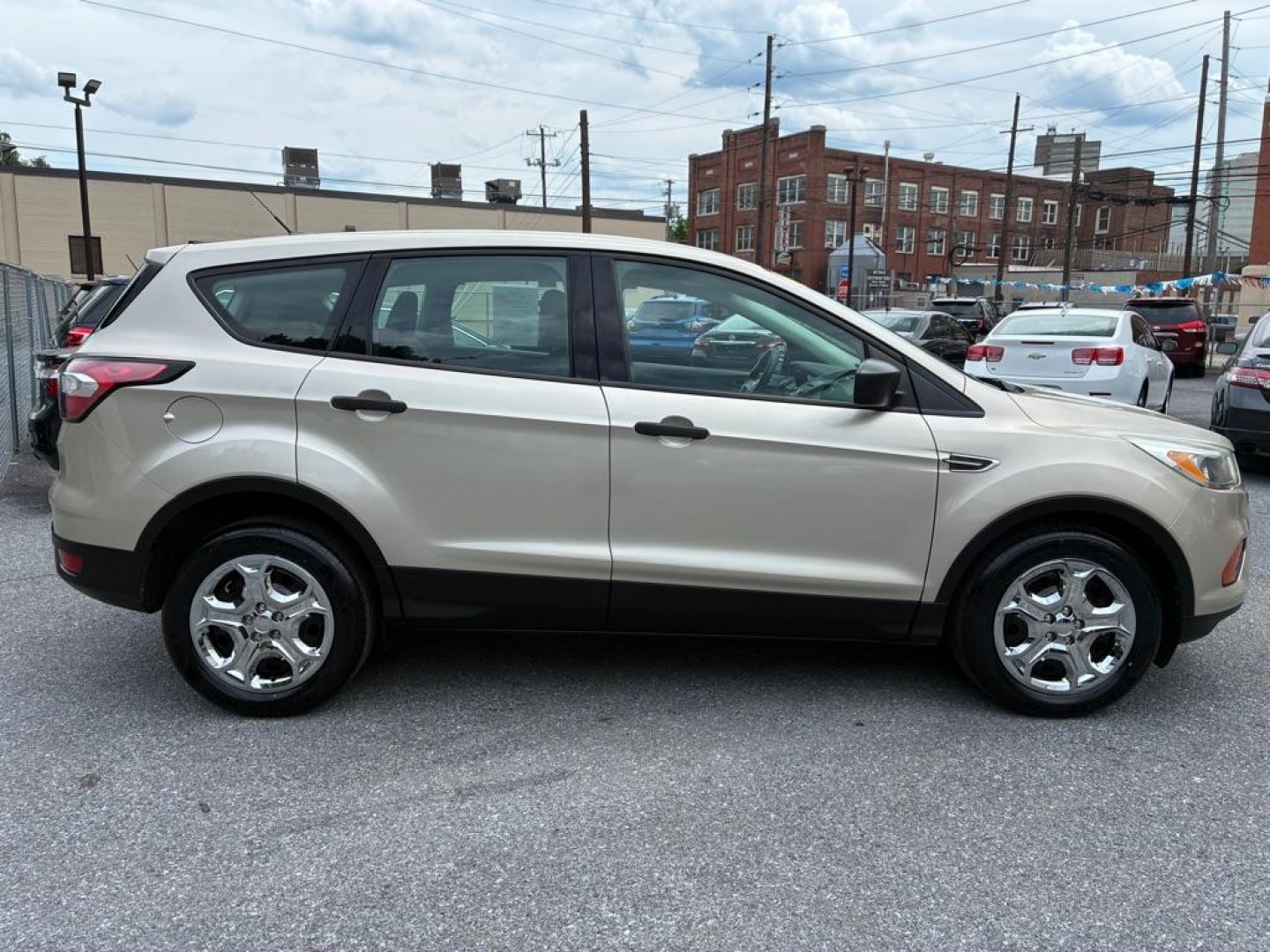 2017 TAN FORD ESCAPE S (1FMCU0F78HU) with an 2.5L engine, Automatic transmission, located at 117 North Cameron Street, Harrisburg, PA, 17101, (717) 963-8962, 40.266762, -76.875259 - WE FINANCE!!! MOST vehicles are available for financing. Good Credit/ Challenged Credit/ No Credit - ALL Trade-Ins Welcomed!!! APPLY ONLINE or CALL us TODAY Please call us to discuss your cash and/or financing options. Thanks for checking our inventory! We're here to help.- Photo#5
