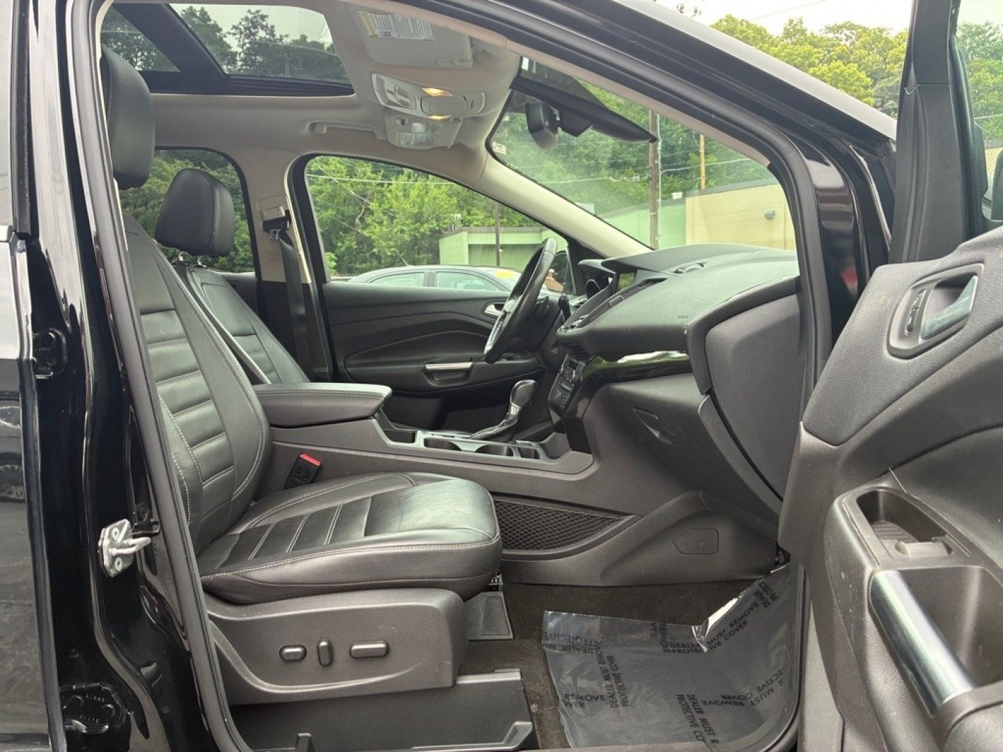 2017 BLACK FORD ESCAPE TITANIUM (1FMCU9J90HU) with an 2.0L engine, Automatic transmission, located at 117 North Cameron Street, Harrisburg, PA, 17101, (717) 963-8962, 40.266762, -76.875259 - WE FINANCE!!! MOST vehicles are available for financing. Good Credit/ Challenged Credit/ No Credit - ALL Trade-Ins Welcomed!!! APPLY ONLINE or CALL us TODAY Please call us to discuss your cash and/or financing options. Thanks for checking our inventory! We're here to help.- Photo#8