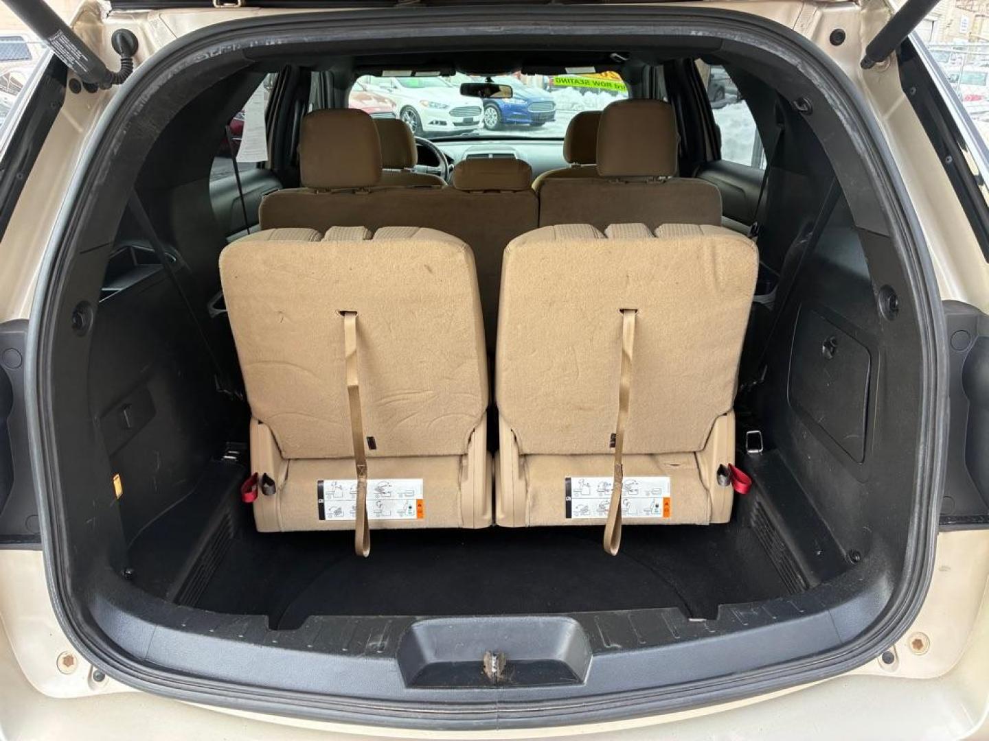 2017 GOLD FORD EXPLORER XLT (1FM5K8D84HG) with an 3.5L engine, Automatic transmission, located at 117 North Cameron Street, Harrisburg, PA, 17101, (717) 963-8962, 40.266762, -76.875259 - WE FINANCE!!! Good Credit/ Challenged Credit/ No Credit - ALL Trade-Ins Welcomed!!! APPLY ONLINE or CALL us TODAY ;) Please call us to discuss your cash and/or financing options. - Photo#11