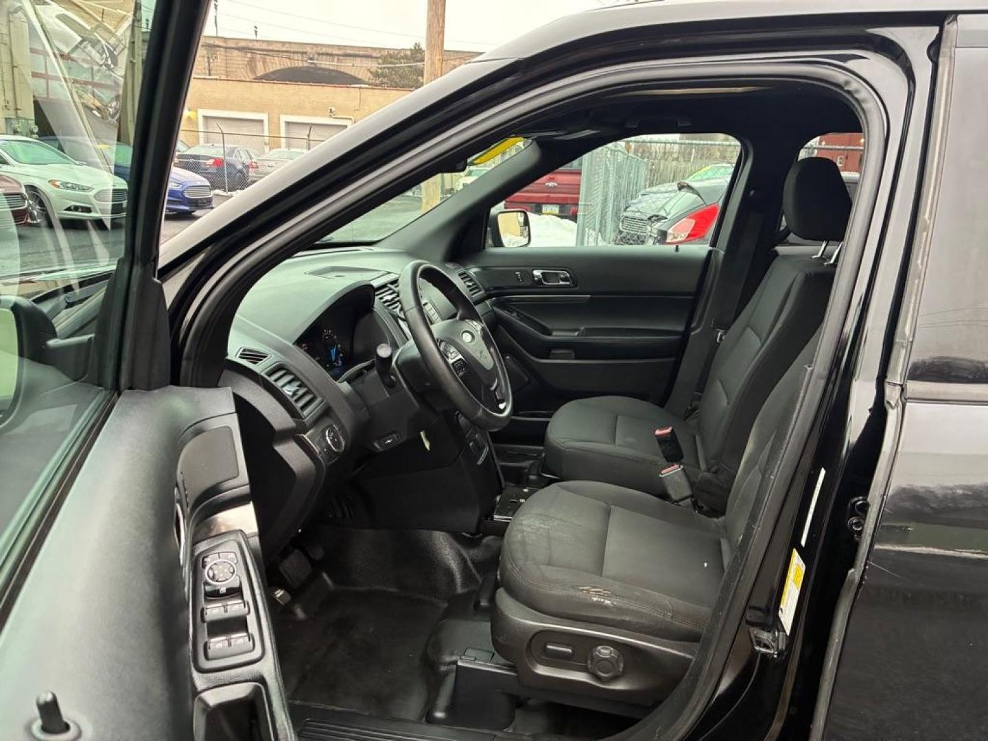 2017 BLACK FORD EXPLORER POLICE INTERCEPTOR (1FM5K8AR8HG) with an 3.7L engine, Automatic transmission, located at 117 North Cameron Street, Harrisburg, PA, 17101, (717) 963-8962, 40.266762, -76.875259 - WE FINANCE!!! Good Credit/ Challenged Credit/ No Credit - ALL Trade-Ins Welcomed!!! APPLY ONLINE or CALL us TODAY ;) Please call us to discuss your cash and/or financing options. - Photo#11