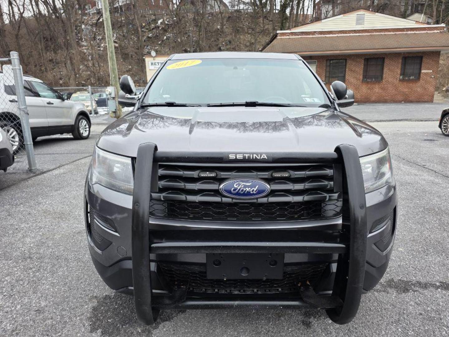2017 GRAY FORD EXPLORER POLICE INTERCEPTOR (1FM5K8AR6HG) with an 3.7L engine, Automatic transmission, located at 117 North Cameron Street, Harrisburg, PA, 17101, (717) 963-8962, 40.266762, -76.875259 - WE FINANCE!!! Good Credit/ Challenged Credit/ No Credit - ALL Trade-Ins Welcomed!!! APPLY ONLINE or CALL us TODAY ;) Please call us to discuss your cash and/or financing options. - Photo#7