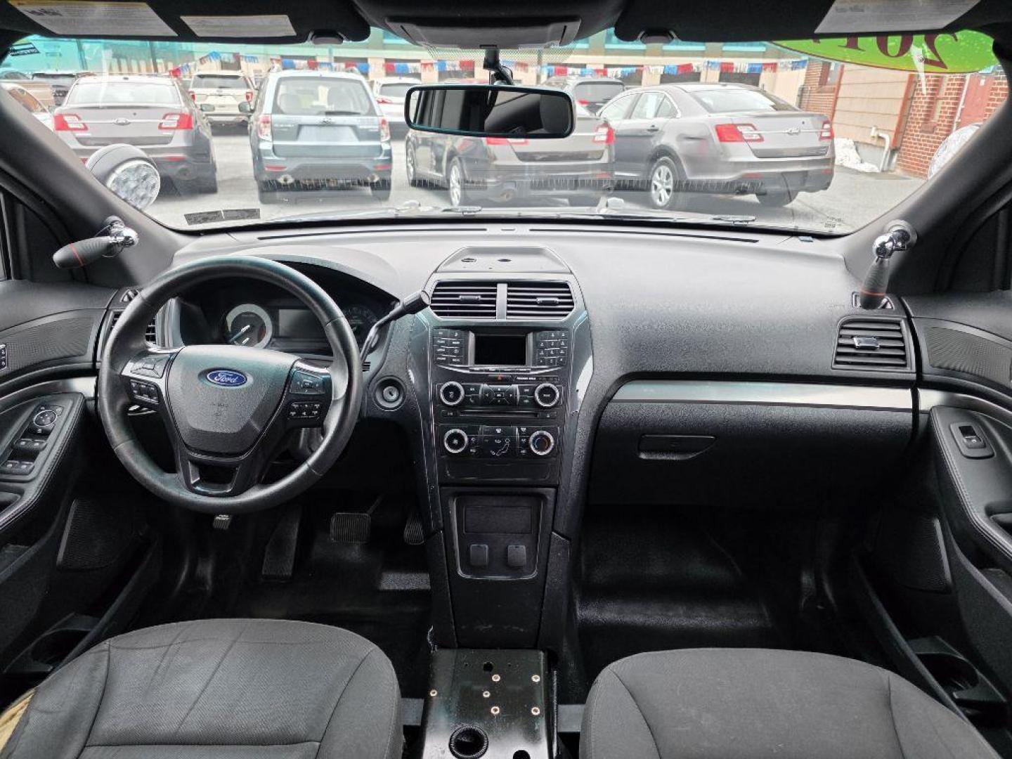 2017 GRAY FORD EXPLORER POLICE INTERCEPTOR (1FM5K8AR6HG) with an 3.7L engine, Automatic transmission, located at 117 North Cameron Street, Harrisburg, PA, 17101, (717) 963-8962, 40.266762, -76.875259 - WE FINANCE!!! Good Credit/ Challenged Credit/ No Credit - ALL Trade-Ins Welcomed!!! APPLY ONLINE or CALL us TODAY ;) Please call us to discuss your cash and/or financing options. - Photo#10