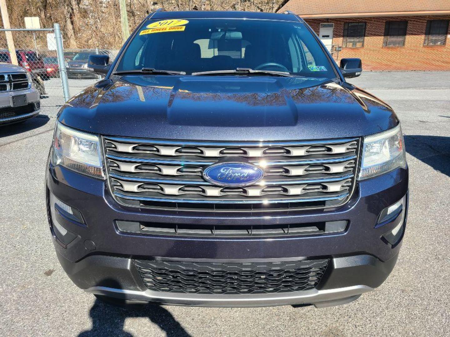 2017 GRAY FORD EXPLORER XLT (1FM5K8D8XHG) with an 3.5L engine, Automatic transmission, located at 7981 Paxton Street, Harrisburg, PA, 17111, (717) 561-2926, 40.261490, -76.749229 - WE FINANCE!!! Good Credit/ Bad Credit/ No Credit - ALL Trade-Ins Welcomed!!! ***Guaranteed Credit Approval*** APPLY ONLINE or CALL us TODAY ;) Internet Prices and Marketplace Prices are SPECIAL discounted ***CASH DEALS*** Retail Prices are higher. Please call us to discuss your cash and finan - Photo#7