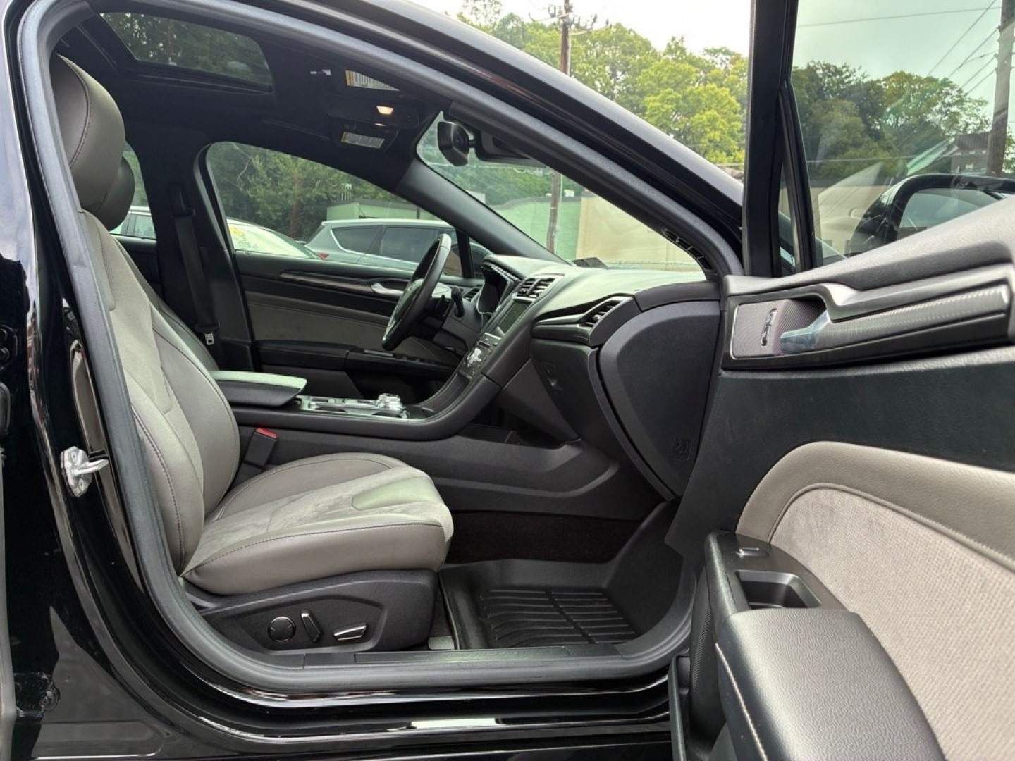 2017 BLACK FORD FUSION SPORT (3FA6P0VP3HR) with an 2.7L engine, Automatic transmission, located at 117 North Cameron Street, Harrisburg, PA, 17101, (717) 963-8962, 40.266762, -76.875259 - WE FINANCE!!! MOST vehicles are available for financing. Good Credit/ Challenged Credit/ No Credit - ALL Trade-Ins Welcomed!!! APPLY ONLINE or CALL us TODAY Please call us to discuss your cash and/or financing options. Thanks for checking our inventory! We're here to help.- Photo#8