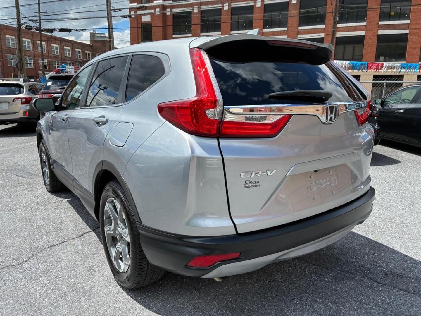 2017 SILVER HONDA CR-V EXL (2HKRW2H80HH) with an 1.5L engine, Continuously Variable transmission, located at 117 North Cameron Street, Harrisburg, PA, 17101, (717) 963-8962, 40.266762, -76.875259 - WE FINANCE!!! MOST vehicles are available for financing. Good Credit/ Challenged Credit/ No Credit - ALL Trade-Ins Welcomed!!! APPLY ONLINE or CALL us TODAY Please call us to discuss your cash and/or financing options. Thanks for checking our inventory! We're here to help. - Photo#2