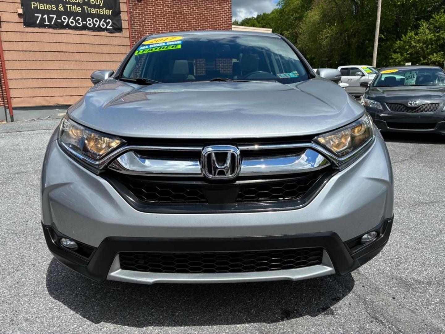 2017 SILVER HONDA CR-V EXL (2HKRW2H80HH) with an 1.5L engine, Continuously Variable transmission, located at 117 North Cameron Street, Harrisburg, PA, 17101, (717) 963-8962, 40.266762, -76.875259 - WE FINANCE!!! MOST vehicles are available for financing. Good Credit/ Challenged Credit/ No Credit - ALL Trade-Ins Welcomed!!! APPLY ONLINE or CALL us TODAY Please call us to discuss your cash and/or financing options. Thanks for checking our inventory! We're here to help. - Photo#8