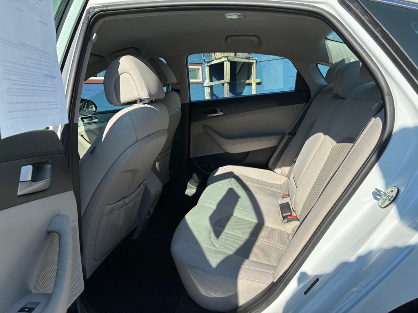 2017 WHITE HYUNDAI SONATA SE (5NPE24AF6HH) with an 2.4L engine, Automatic transmission, located at 117 North Cameron Street, Harrisburg, PA, 17101, (717) 963-8962, 40.266762, -76.875259 - Value Added Options - Standard Auxiliary Audio Input Bluetooth Connection Heated Mirrors Keyless Entry MP3 Player Satellite Radio WE FINANCE!!! MOST vehicles are available for financing. Good Credit/ Challenged Credit/ No Credit - ALL Trade-Ins Welcomed!!! APPLY ONLINE or CALL us TOD- Photo#11
