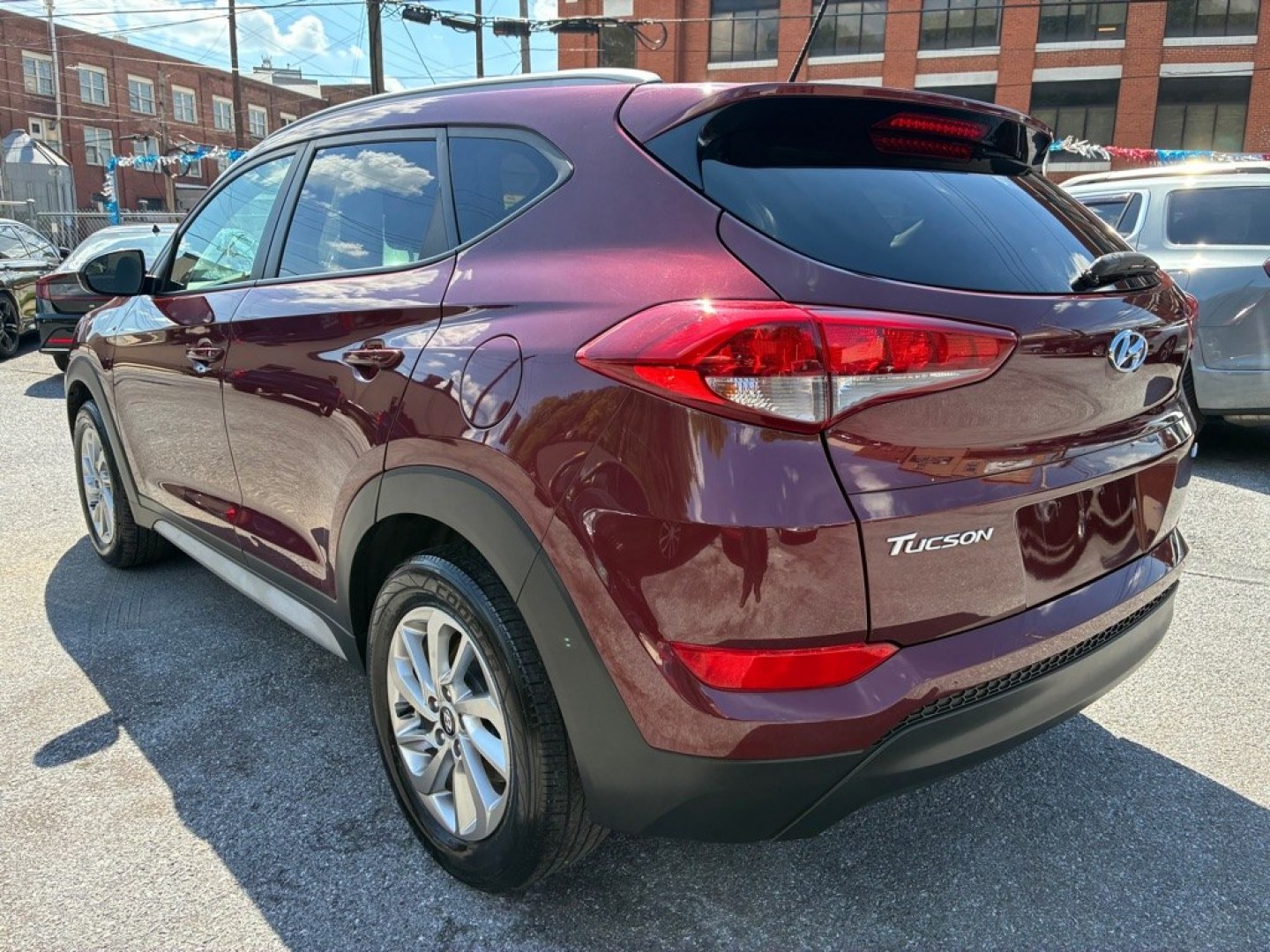 2017 RED HYUNDAI TUCSON LIMITED (KM8J3CA4XHU) with an 2.0L engine, Automatic transmission, located at 117 North Cameron Street, Harrisburg, PA, 17101, (717) 963-8962, 40.266762, -76.875259 - WE FINANCE!!! MOST vehicles are available for financing. Good Credit/ Challenged Credit/ No Credit - ALL Trade-Ins Welcomed!!! APPLY ONLINE or CALL us TODAY Please call us to discuss your cash and/or financing options. Thanks for checking our inventory! We're here to help.- Photo#2
