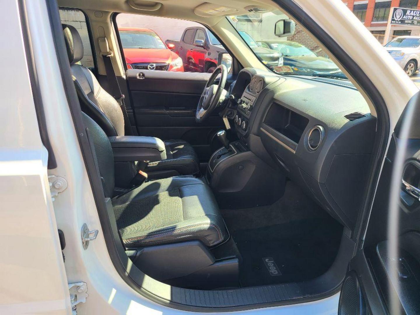 2017 WHITE JEEP PATRIOT SPORT (1C4NJRBB8HD) with an 2.4L engine, Continuously Variable transmission, located at 117 North Cameron Street, Harrisburg, PA, 17101, (717) 963-8962, 40.266762, -76.875259 - WE FINANCE!!! Good Credit/ Bad Credit/ No Credit - ALL Trade-Ins Welcomed!!! ***Guaranteed Credit Approval*** APPLY ONLINE or CALL us TODAY ;) Internet Prices and Marketplace Prices are SPECIAL discounted ***CASH DEALS*** Retail Prices are higher. Please call us to discuss your cash and finan - Photo#10