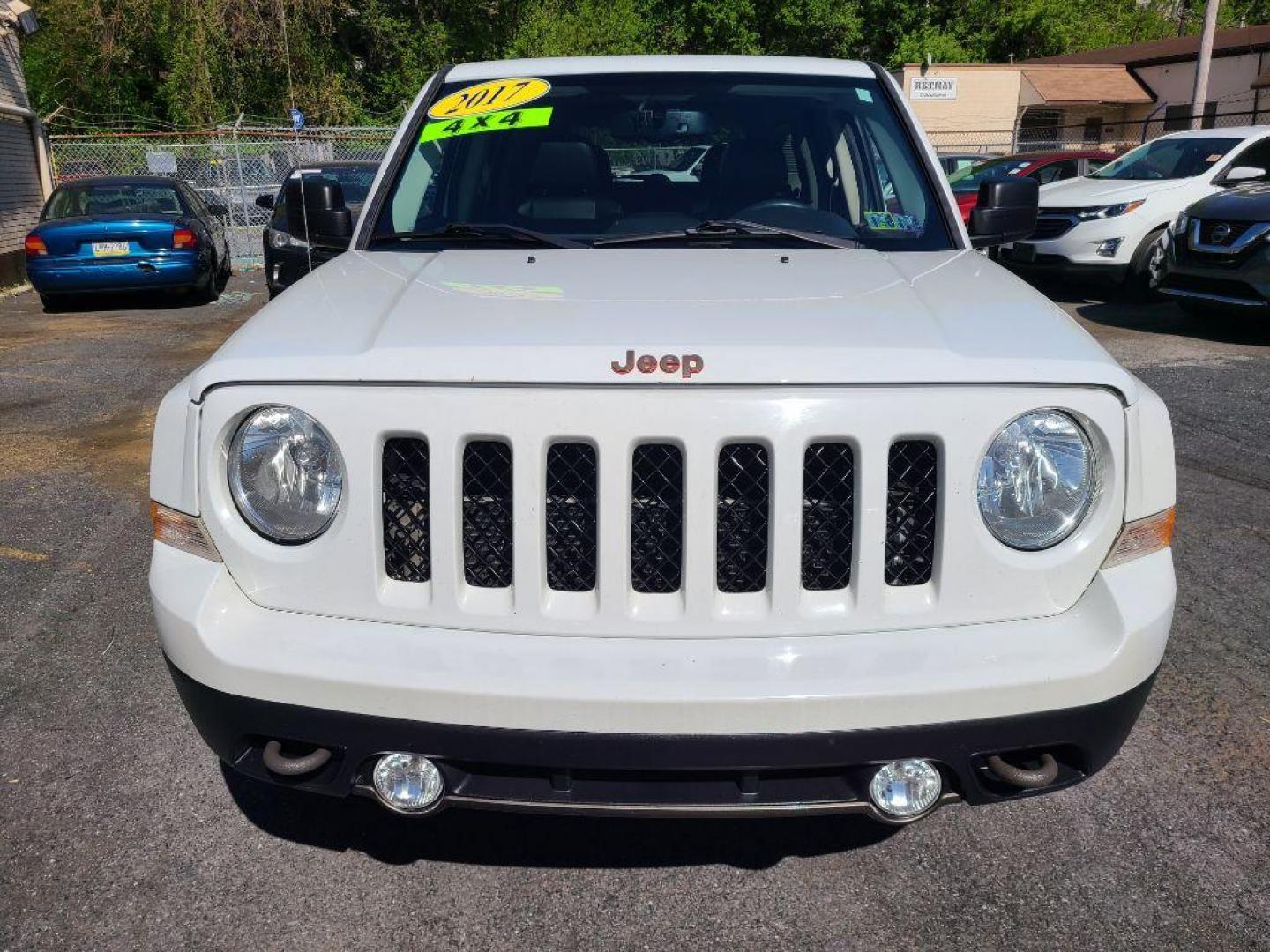 2017 WHITE JEEP PATRIOT SPORT (1C4NJRBB8HD) with an 2.4L engine, Continuously Variable transmission, located at 117 North Cameron Street, Harrisburg, PA, 17101, (717) 963-8962, 40.266762, -76.875259 - WE FINANCE!!! Good Credit/ Bad Credit/ No Credit - ALL Trade-Ins Welcomed!!! ***Guaranteed Credit Approval*** APPLY ONLINE or CALL us TODAY ;) Internet Prices and Marketplace Prices are SPECIAL discounted ***CASH DEALS*** Retail Prices are higher. Please call us to discuss your cash and finan - Photo#5