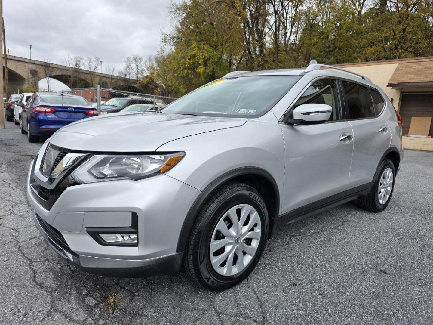 2017 SILVER NISSAN ROGUE S (KNMAT2MVXHP) with an 2.5L engine, Continuously Variable transmission, located at 117 North Cameron Street, Harrisburg, PA, 17101, (717) 963-8962, 40.266762, -76.875259 - WE FINANCE!!! Good Credit/ Bad Credit/ No Credit - ALL Trade-Ins Welcomed!!! ***Guaranteed Credit Approval*** APPLY ONLINE or CALL us TODAY ;) Please call us to discuss your cash and financing options. - Photo#0
