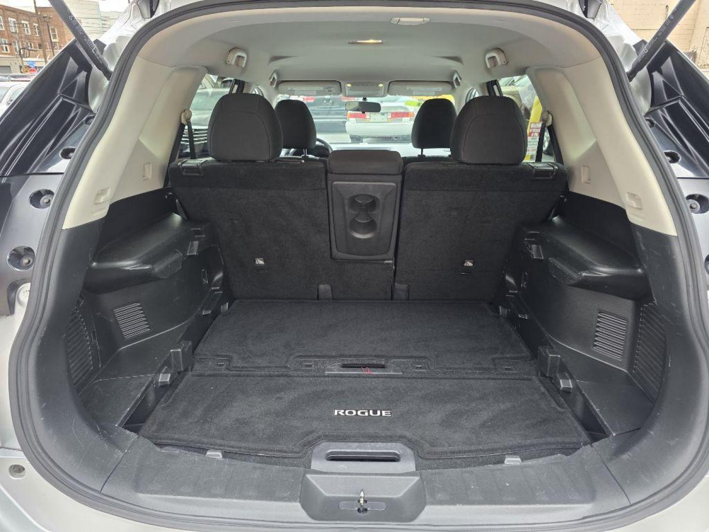 2017 SILVER NISSAN ROGUE S (KNMAT2MVXHP) with an 2.5L engine, Continuously Variable transmission, located at 117 North Cameron Street, Harrisburg, PA, 17101, (717) 963-8962, 40.266762, -76.875259 - WE FINANCE!!! Good Credit/ Bad Credit/ No Credit - ALL Trade-Ins Welcomed!!! ***Guaranteed Credit Approval*** APPLY ONLINE or CALL us TODAY ;) Please call us to discuss your cash and financing options. - Photo#11