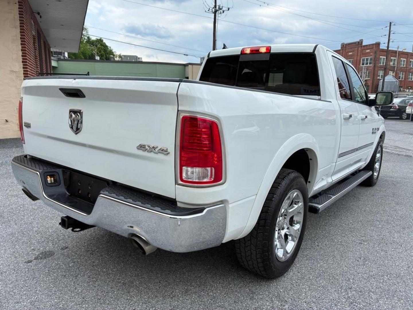 2017 WHITE RAM 1500 LARAMIE (1C6RR7JT4HS) with an 5.7L engine, Automatic transmission, located at 117 North Cameron Street, Harrisburg, PA, 17101, (717) 963-8962, 40.266762, -76.875259 - WE FINANCE!!! MOST vehicles are available for financing. Good Credit/ Challenged Credit/ No Credit - ALL Trade-Ins Welcomed!!! APPLY ONLINE or CALL us TODAY Please call us to discuss your cash and/or financing options. Thanks for checking our inventory! We're here to help. - Photo#4