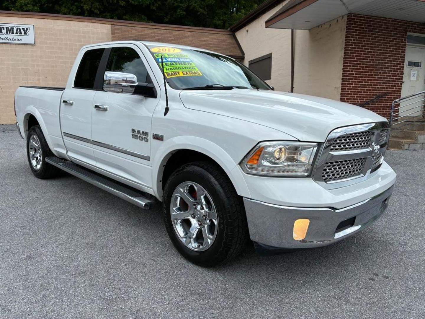 2017 WHITE RAM 1500 LARAMIE (1C6RR7JT4HS) with an 5.7L engine, Automatic transmission, located at 117 North Cameron Street, Harrisburg, PA, 17101, (717) 963-8962, 40.266762, -76.875259 - WE FINANCE!!! MOST vehicles are available for financing. Good Credit/ Challenged Credit/ No Credit - ALL Trade-Ins Welcomed!!! APPLY ONLINE or CALL us TODAY Please call us to discuss your cash and/or financing options. Thanks for checking our inventory! We're here to help. - Photo#6